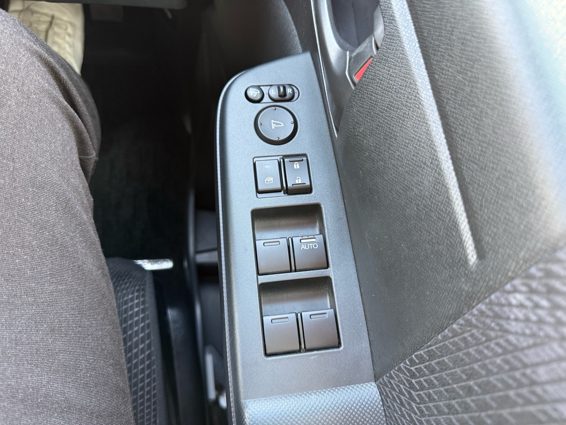 /kurumahunterautoltd/2010-Honda-Stepwgn-8050914785771373.jpg