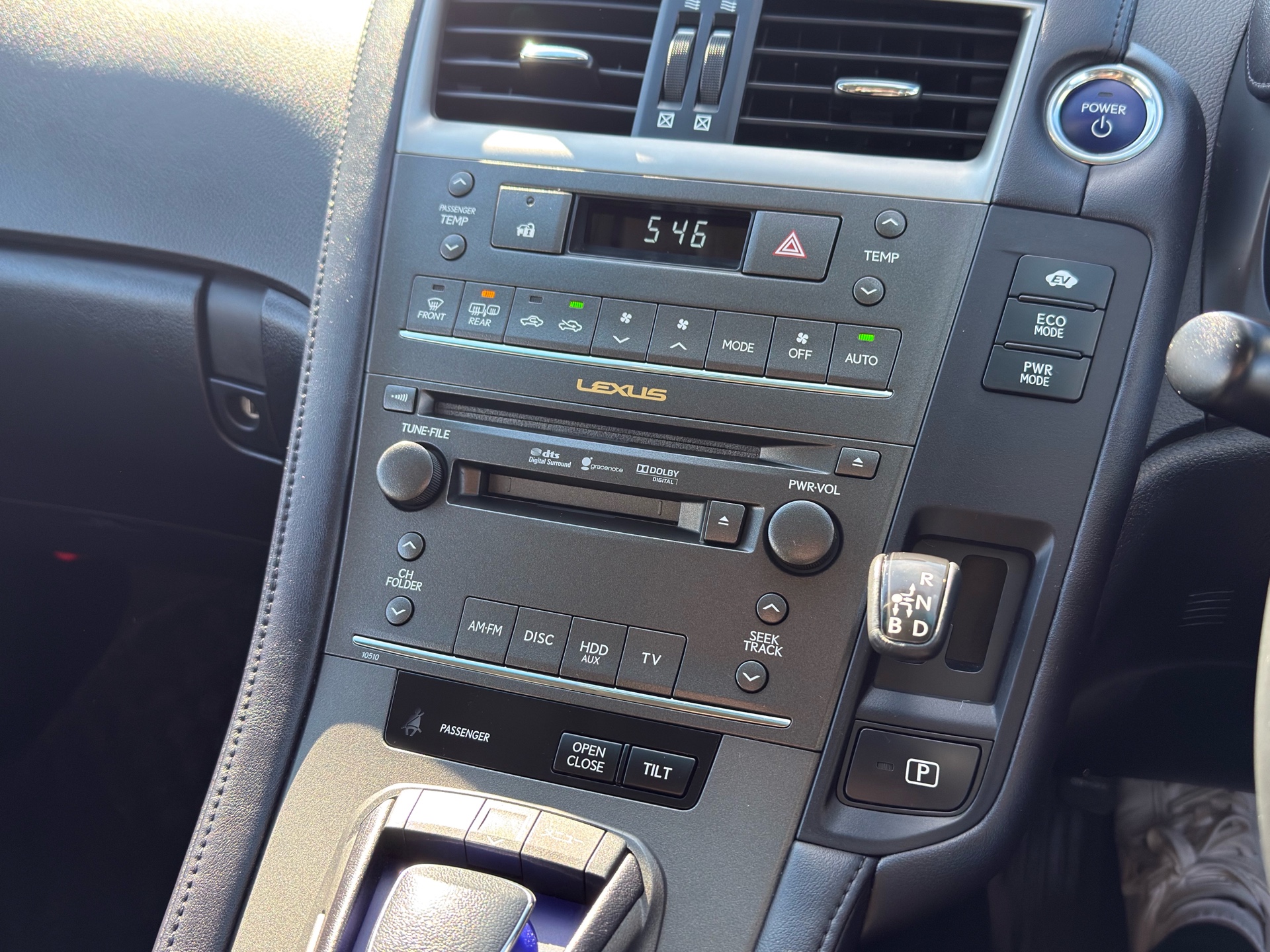 Vehicle photo 10
