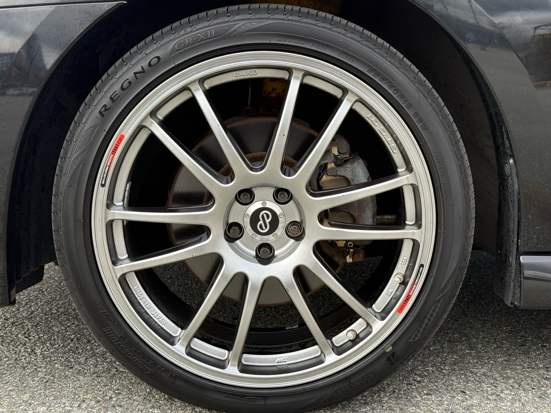 Vehicle photo 15