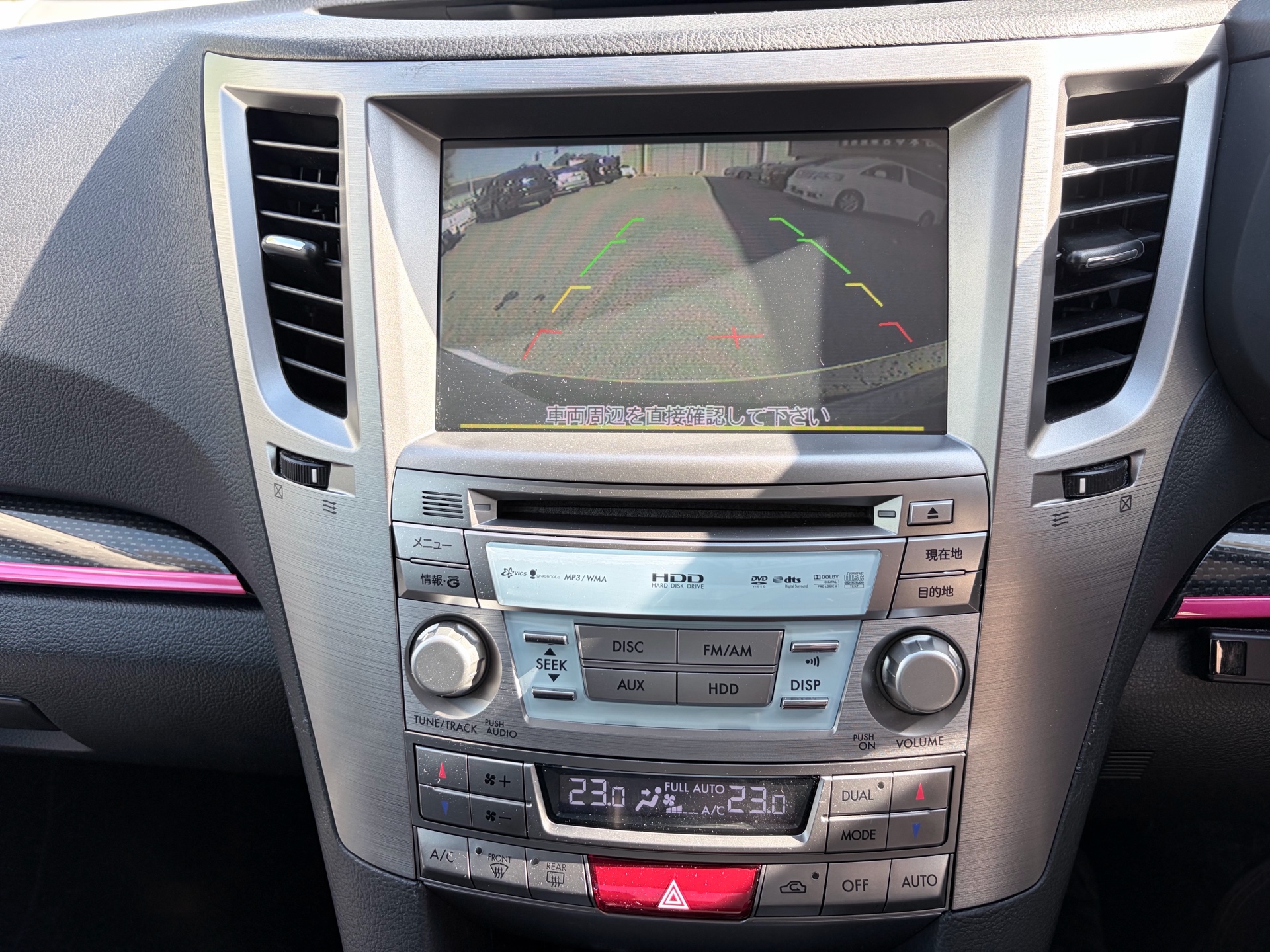 Vehicle photo 10