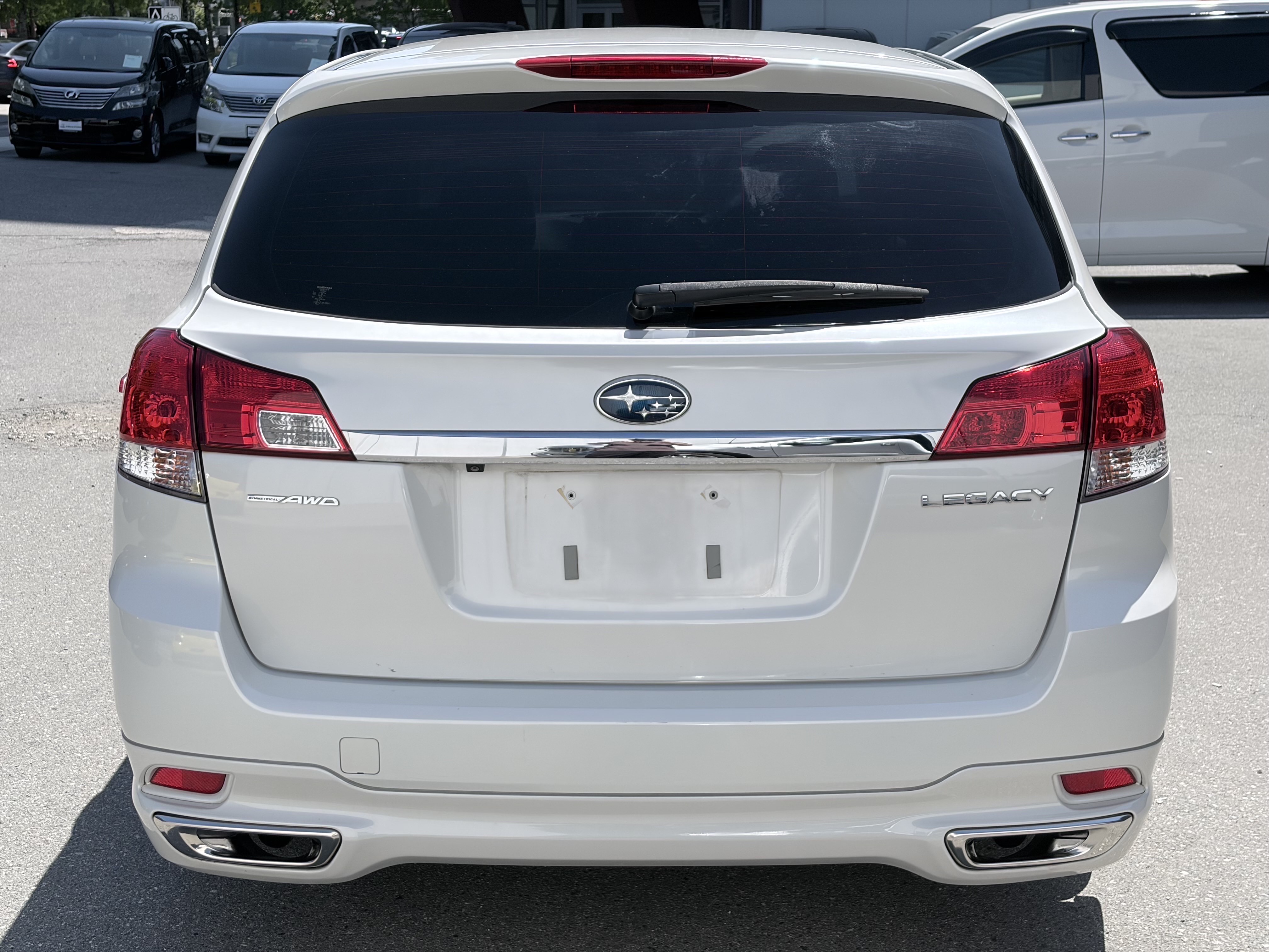 Vehicle photo 5