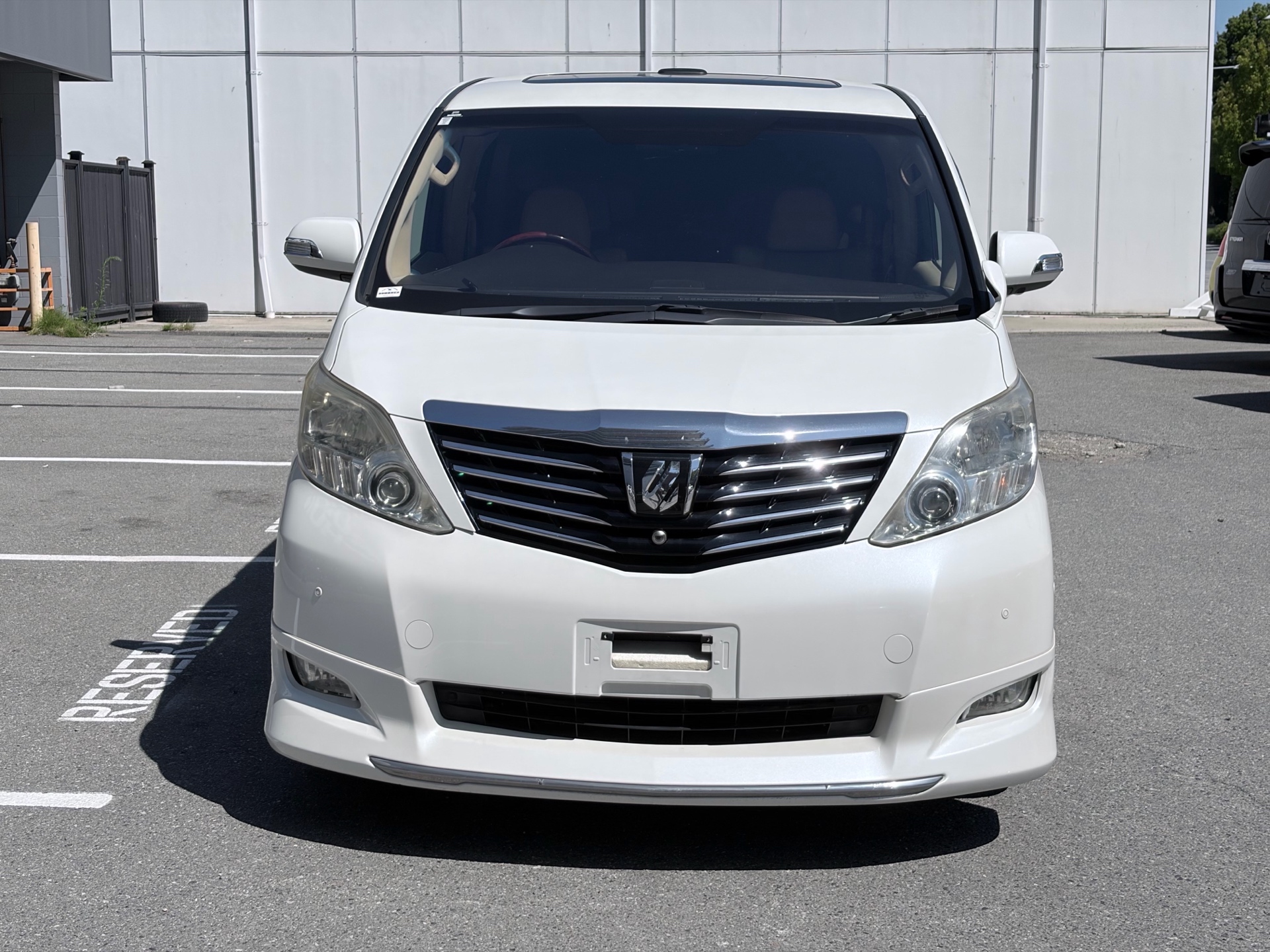 Vehicle photo 2