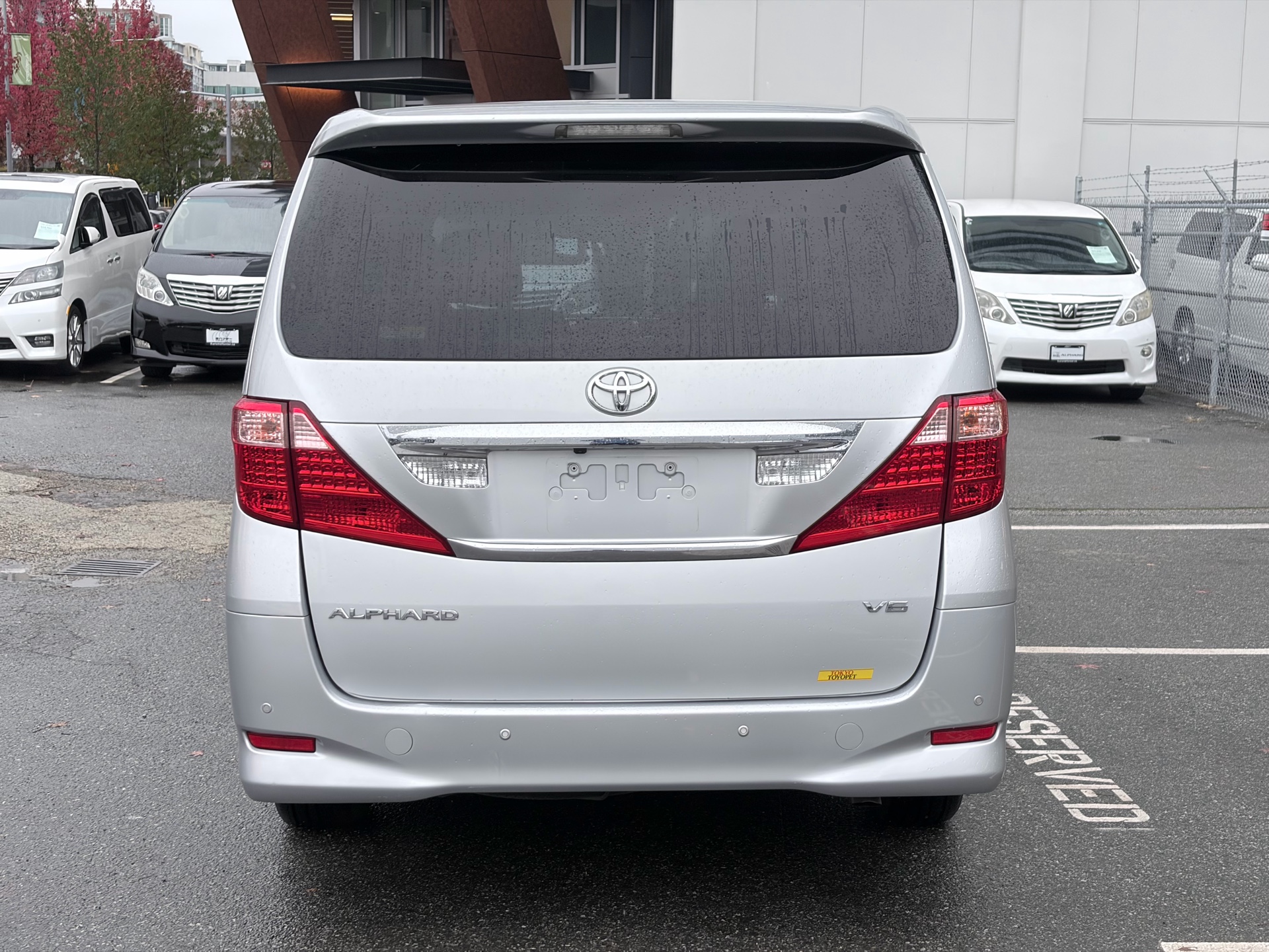 Vehicle photo 6