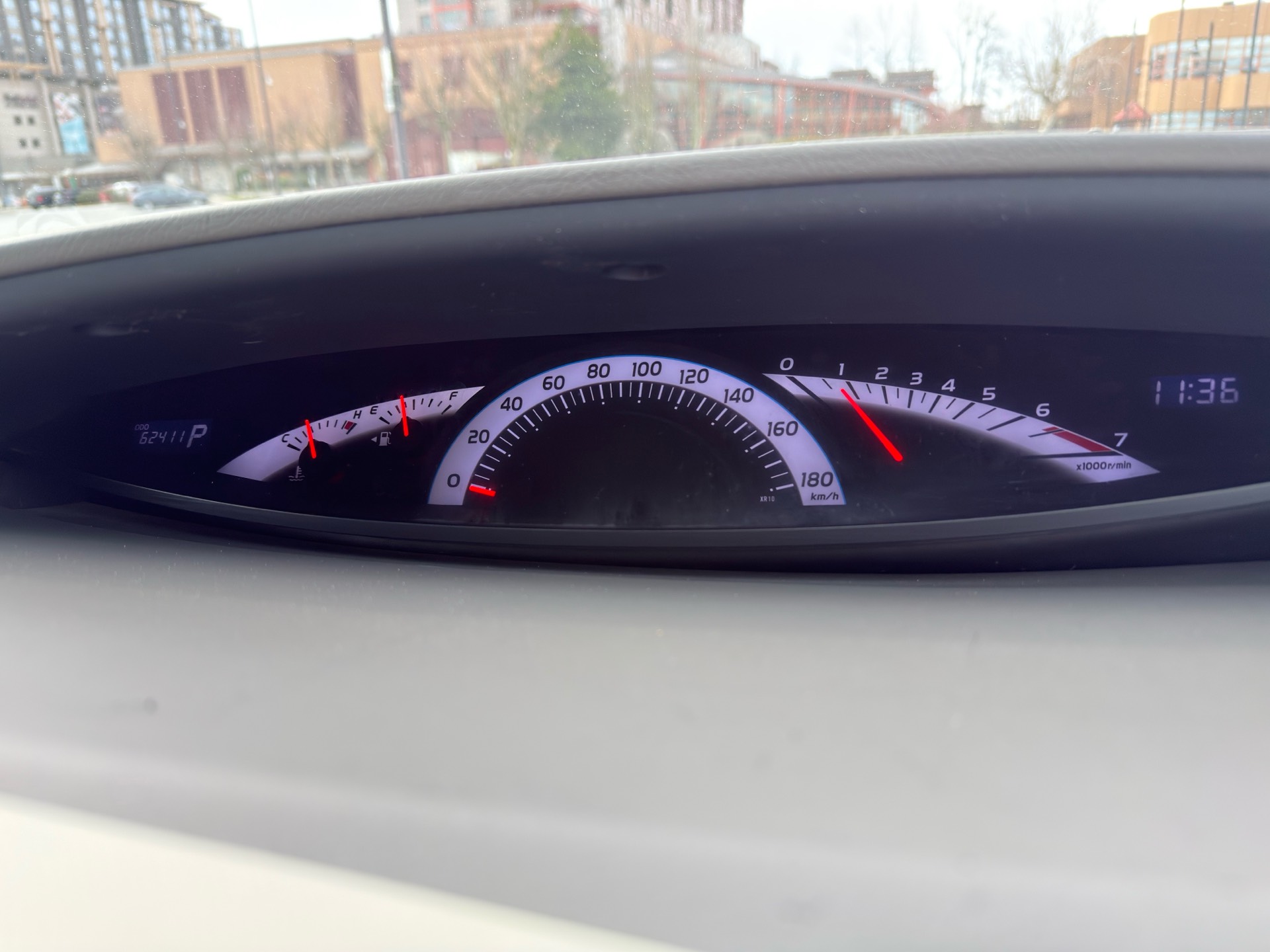 Vehicle photo 7