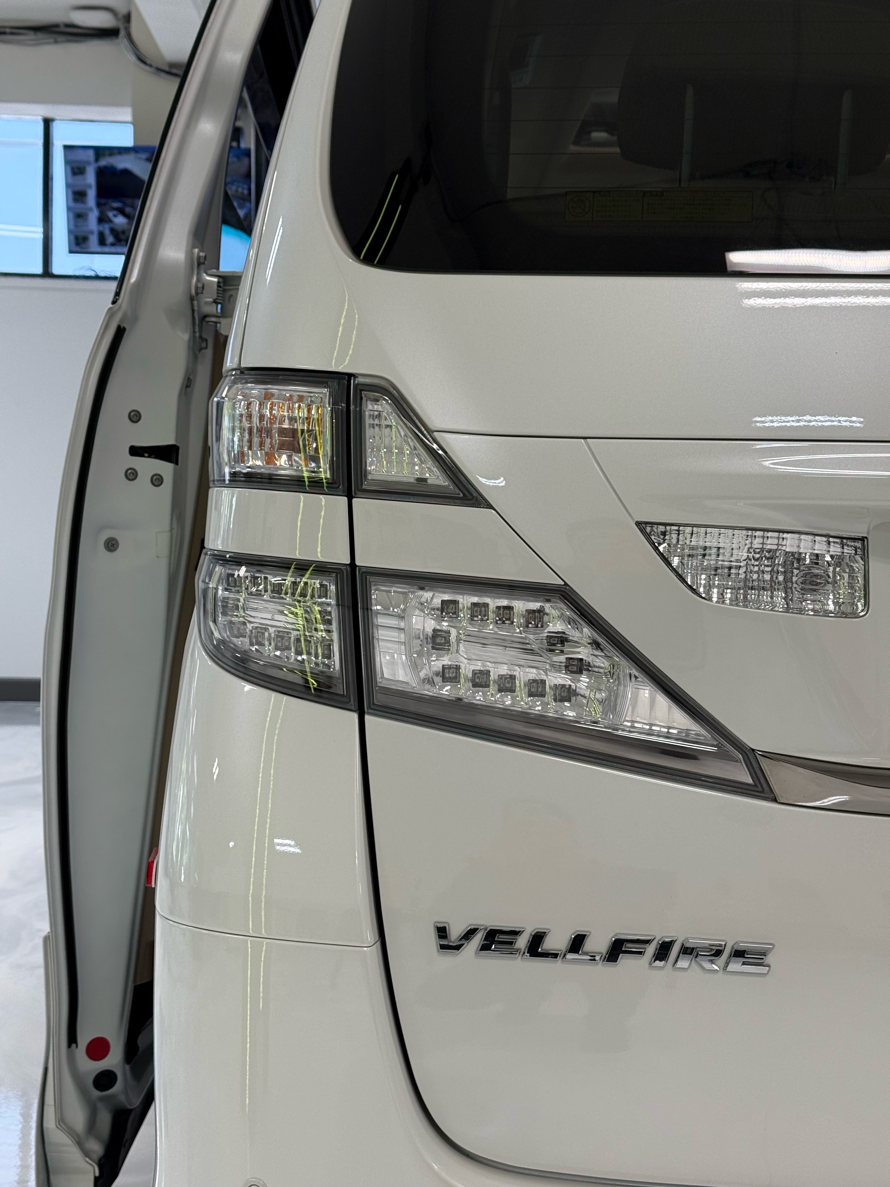 Vehicle photo 49