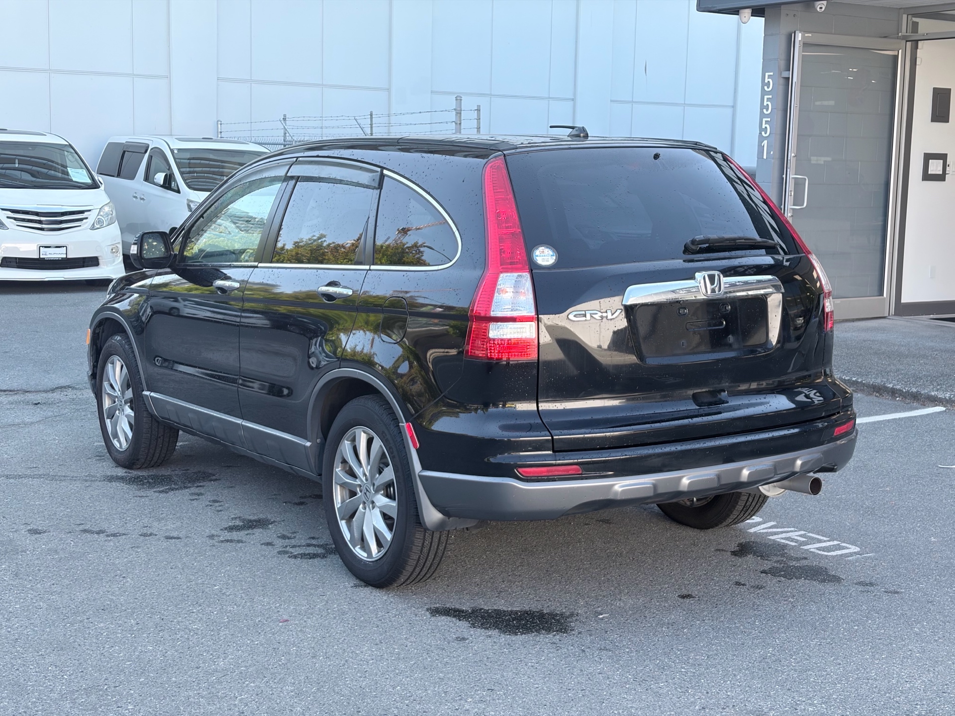 Vehicle photo 5