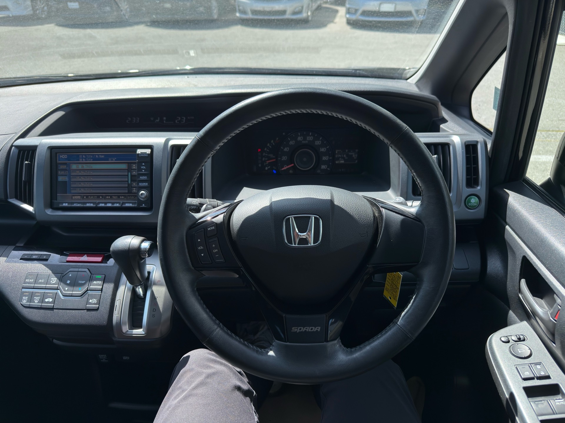 Vehicle photo 6