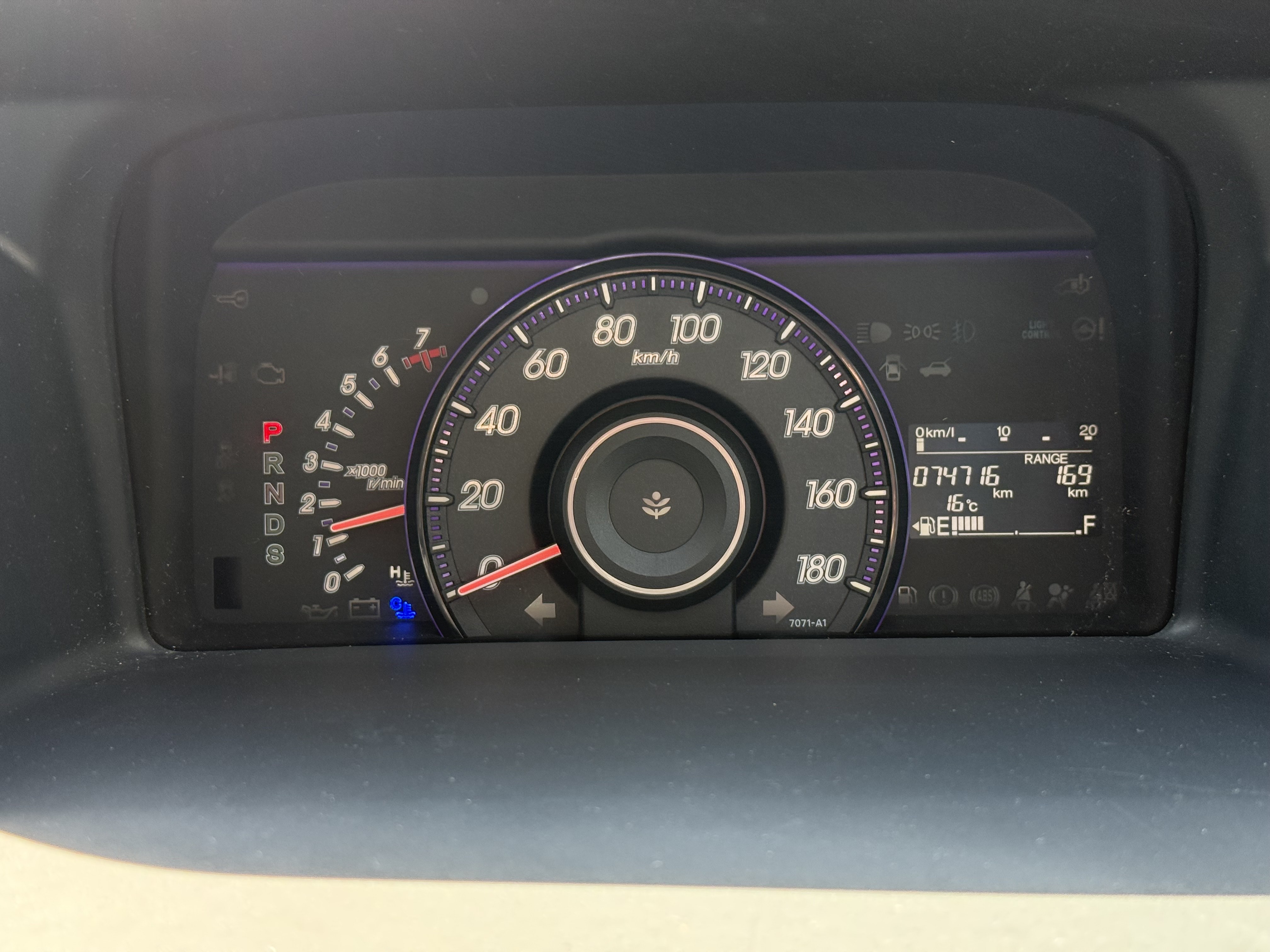 Vehicle photo 7
