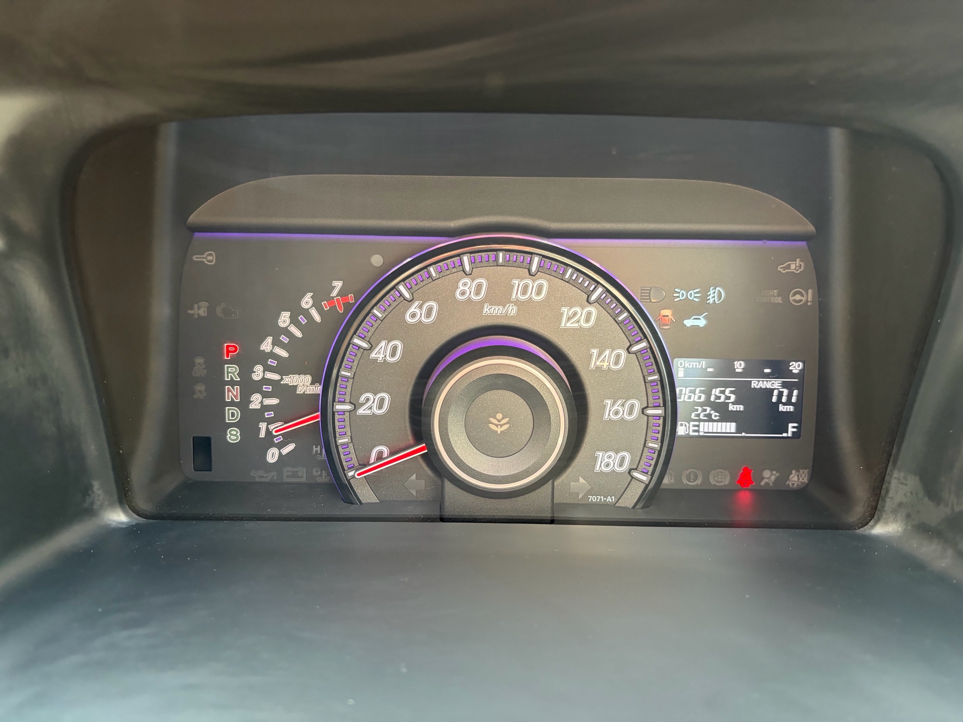 Vehicle photo 7