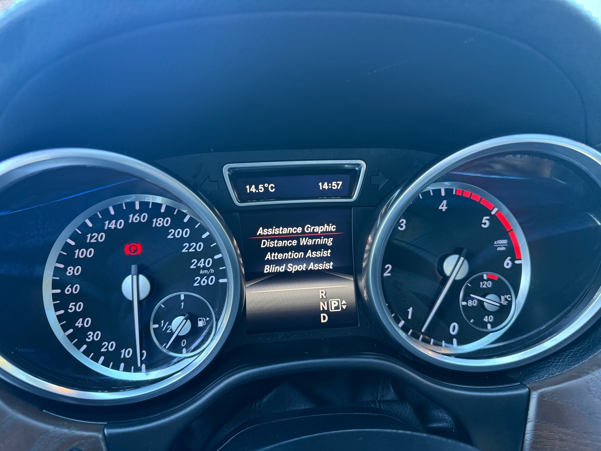 Vehicle photo 20