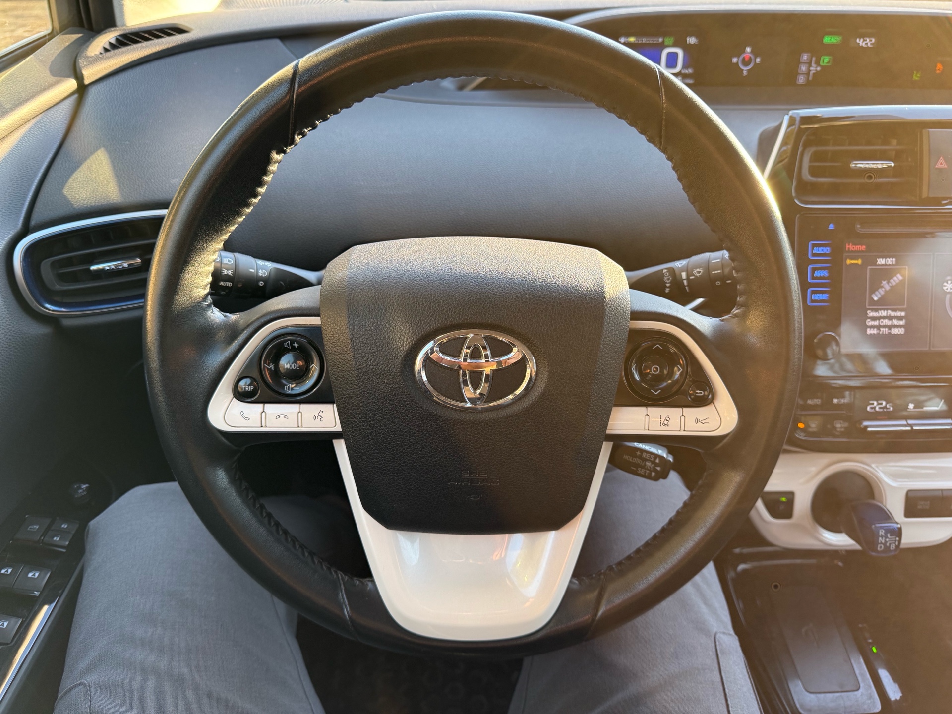 Vehicle photo 7
