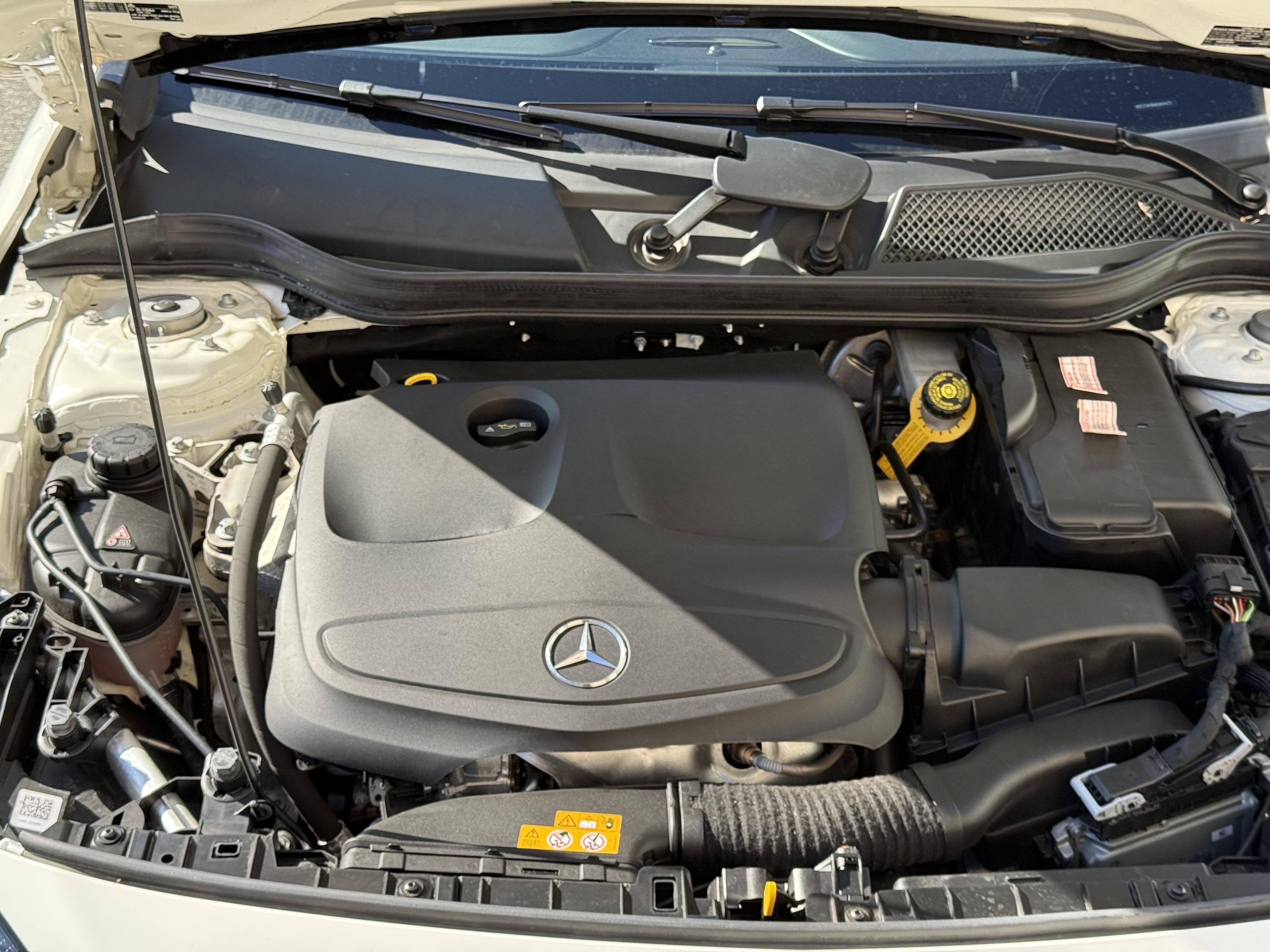 Vehicle photo 15