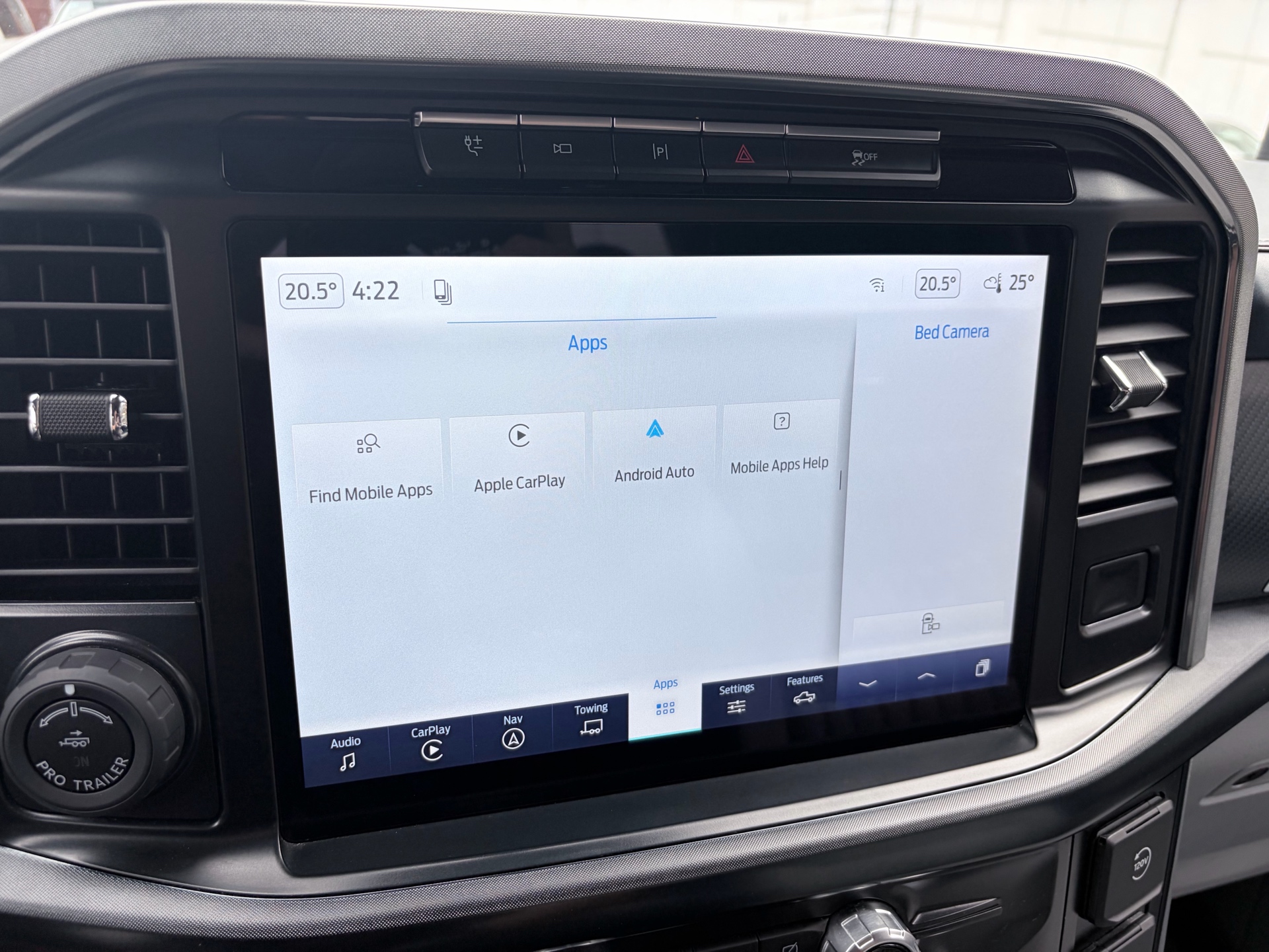 Vehicle photo 12