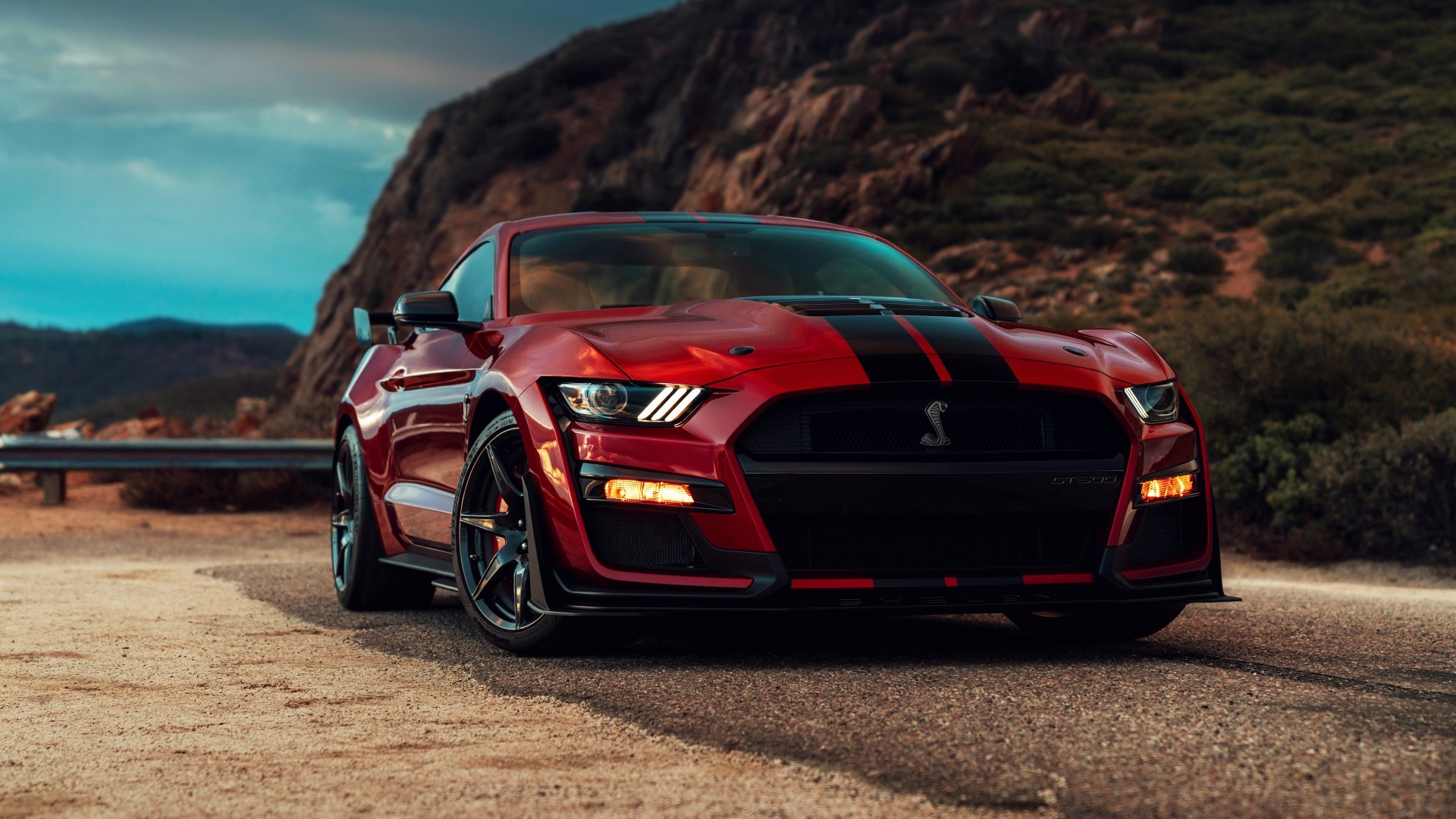 https://hillzcdn.ca/lionmotorsalesinc/5092701188378717-2020_ford_mustang_shelby_gt500_4k_6-1920x1080.jpg
