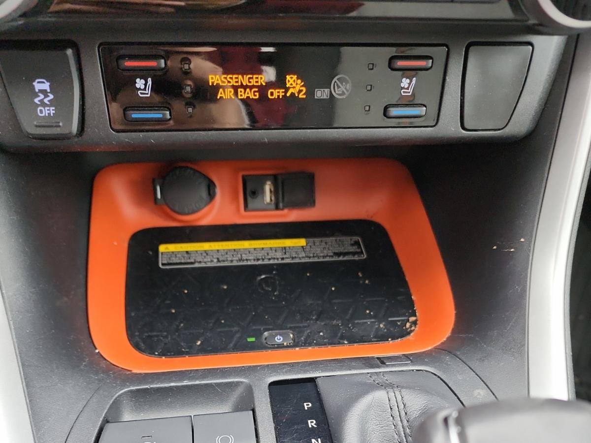 /mvpmotorvalleypark/2019-Toyota-RAV4-0960255866416837.jpg