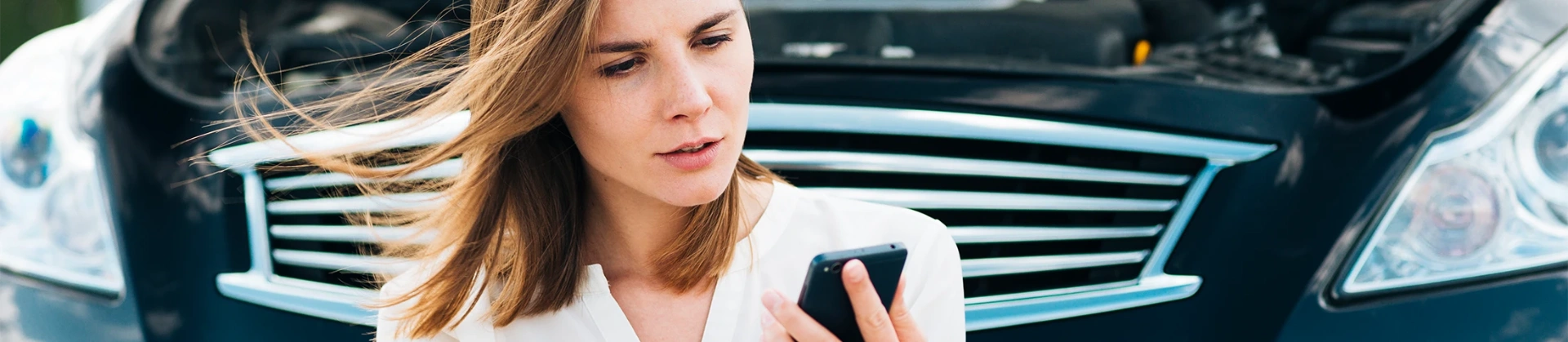 https://hillzcdn.ca/newmateautogroupltd/7308054141574876-texting.webp