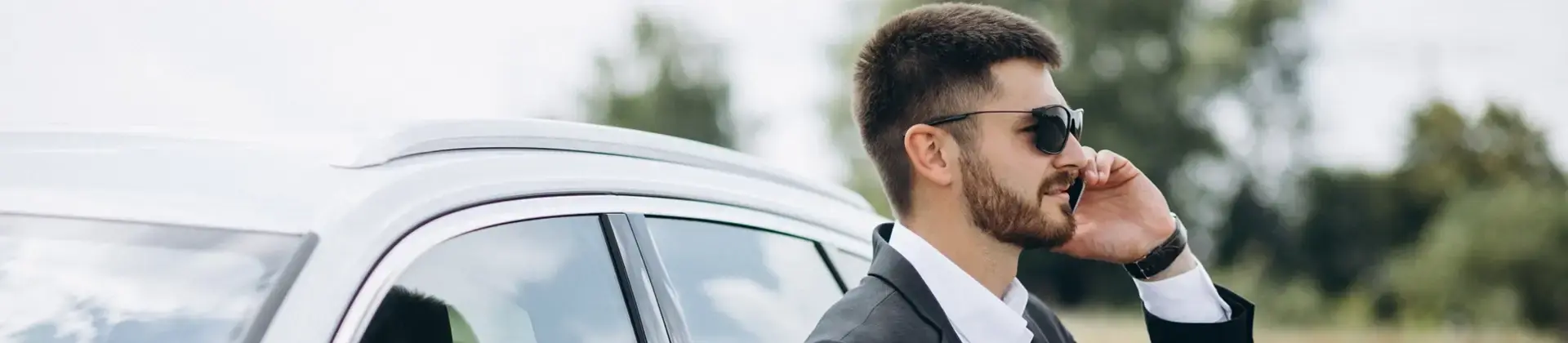 https://hillzcdn.ca/oakvilleautos/048592079196918325-ContactUs.webp