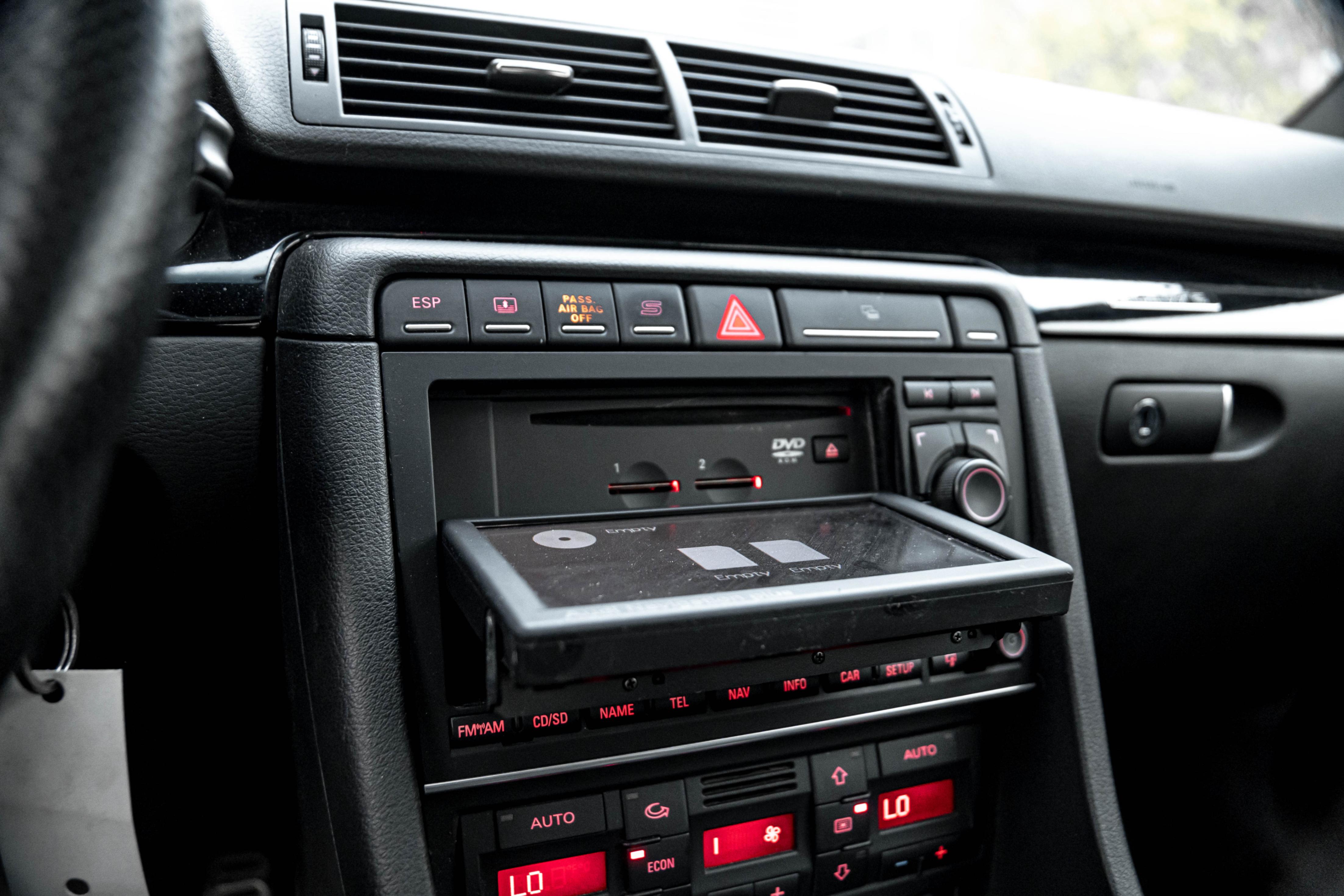 /ontarioqualitymotorsetobicoke/2008-Audi-RS4-2731540645631896.jpg