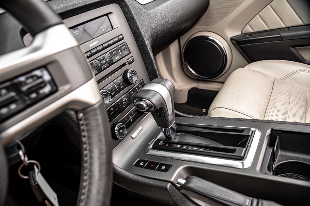 /ontarioqualitymotorsetobicoke/2010-Ford-Mustang-3824743005336717.jpg