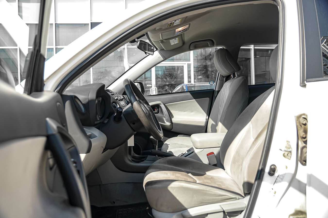 /ontarioqualitymotorsetobicoke/2010-Toyota-RAV4-5521971196716744.jpg
