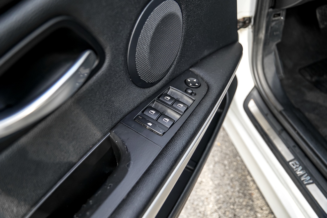 /ontarioqualitymotorsetobicoke/2011-BMW-3Series-3210689238157598.jpg