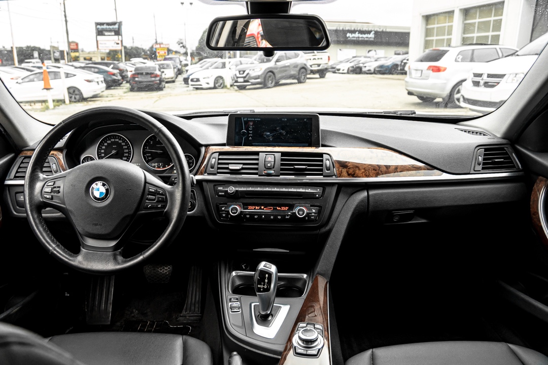 /ontarioqualitymotorsetobicoke/2013-BMW-3Series-479708086636742.jpg