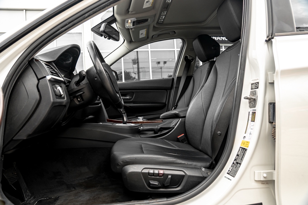 /ontarioqualitymotorsetobicoke/2013-BMW-3Series-5420716666074288.jpg