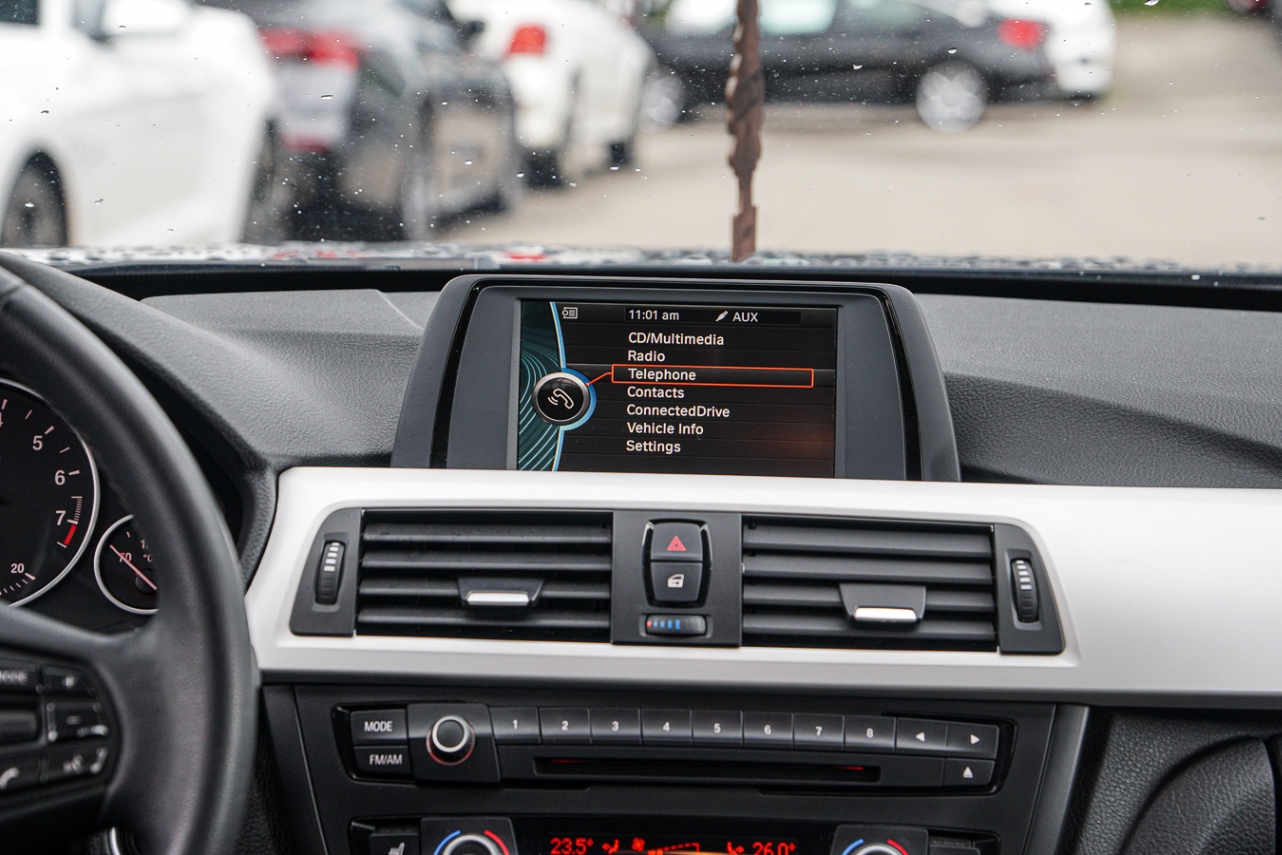 /ontarioqualitymotorsetobicoke/2014-BMW-3-Series-35161773391672835.jpg
