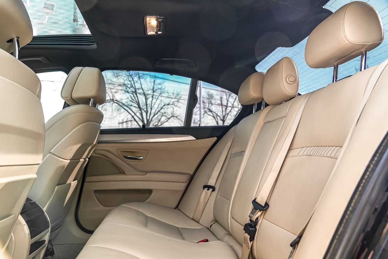 /ontarioqualitymotorsetobicoke/2014-BMW-5-Series-01680612587714725.jpg