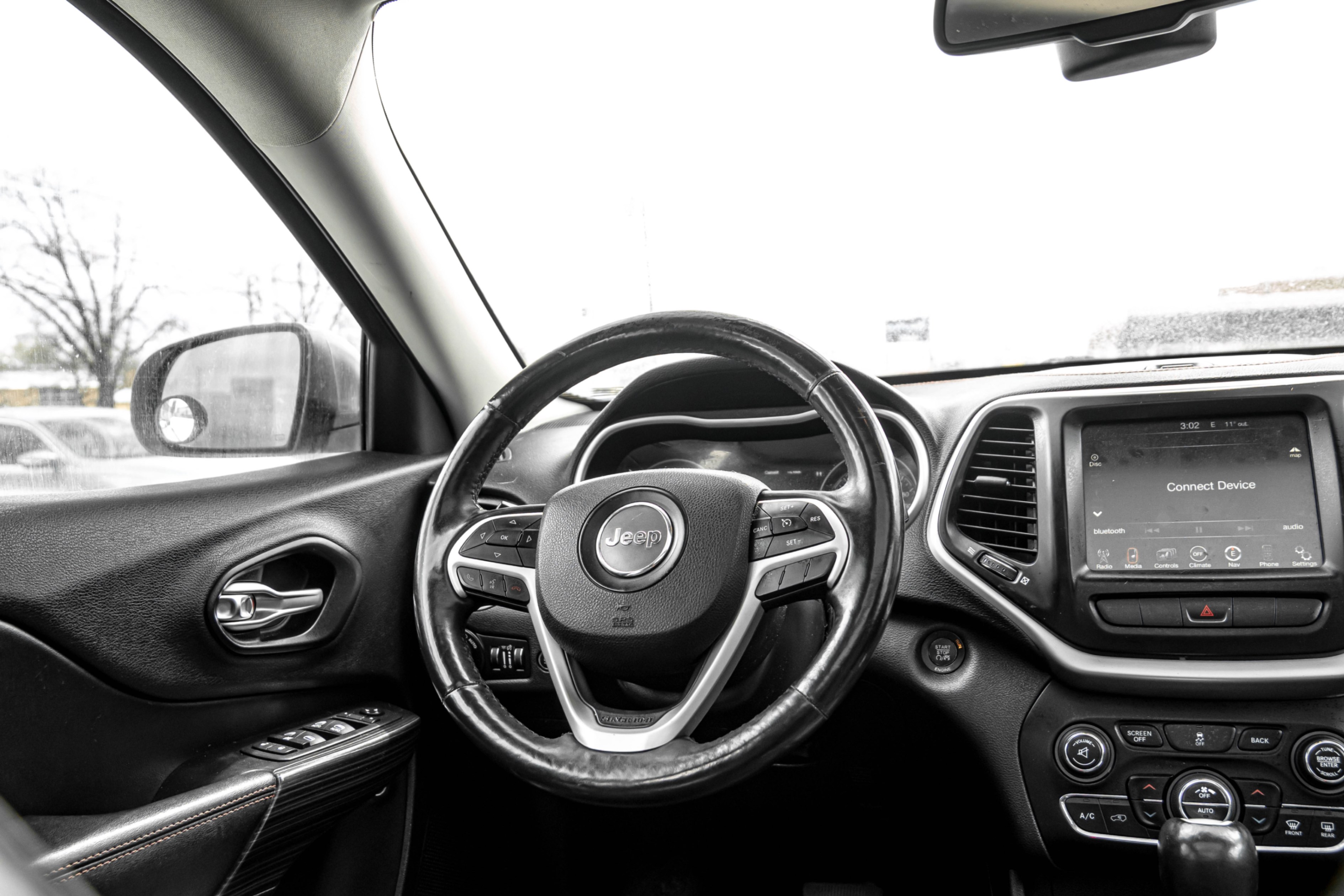 /ontarioqualitymotorsetobicoke/2014-Jeep-Cherokee-08307099843258858.jpg