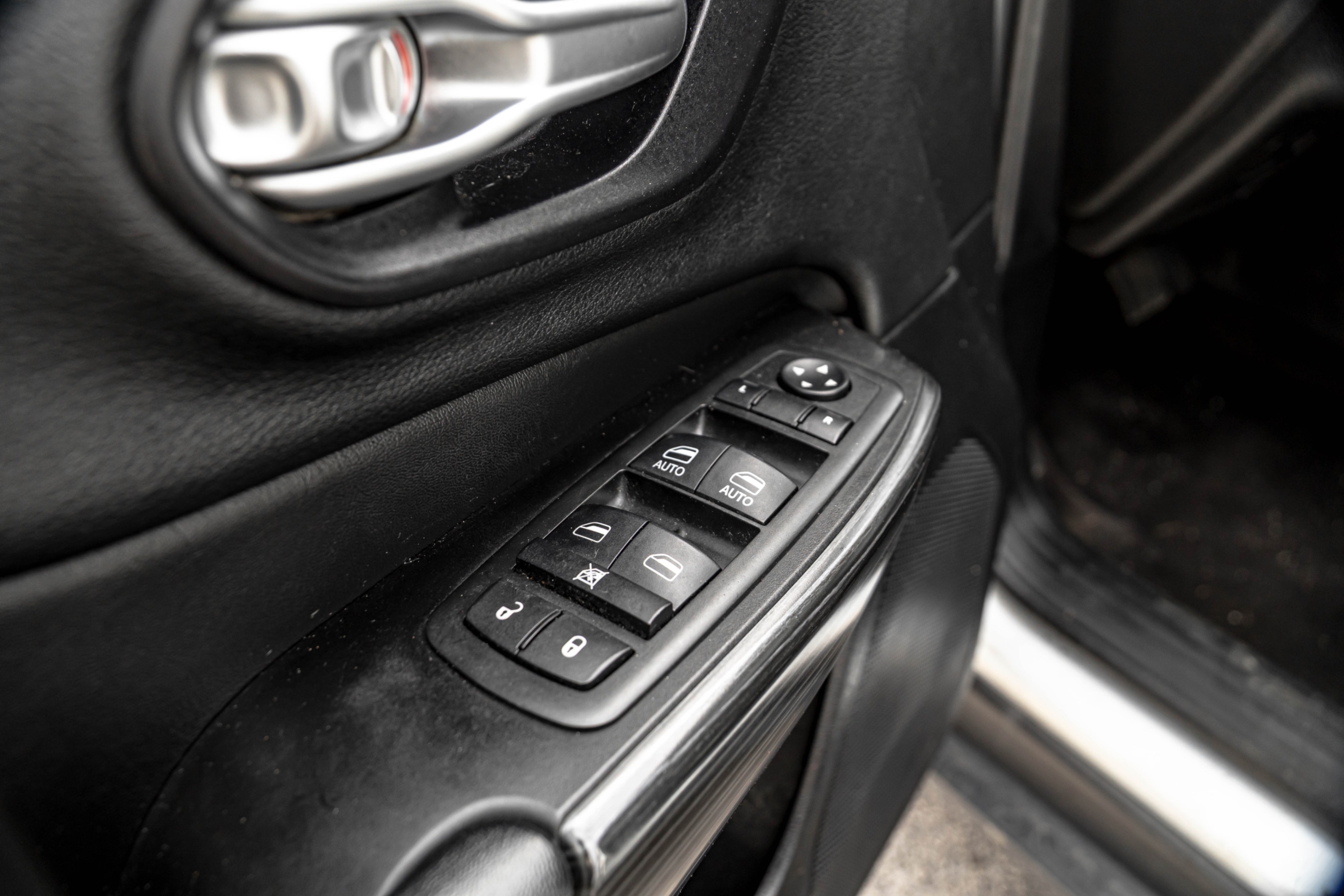 /ontarioqualitymotorsetobicoke/2014-Jeep-Cherokee-18627460720491507.jpg