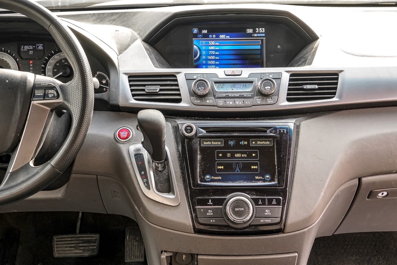 /ontarioqualitymotorsetobicoke/2015-Honda-Odyssey-7141480269464995.jpg