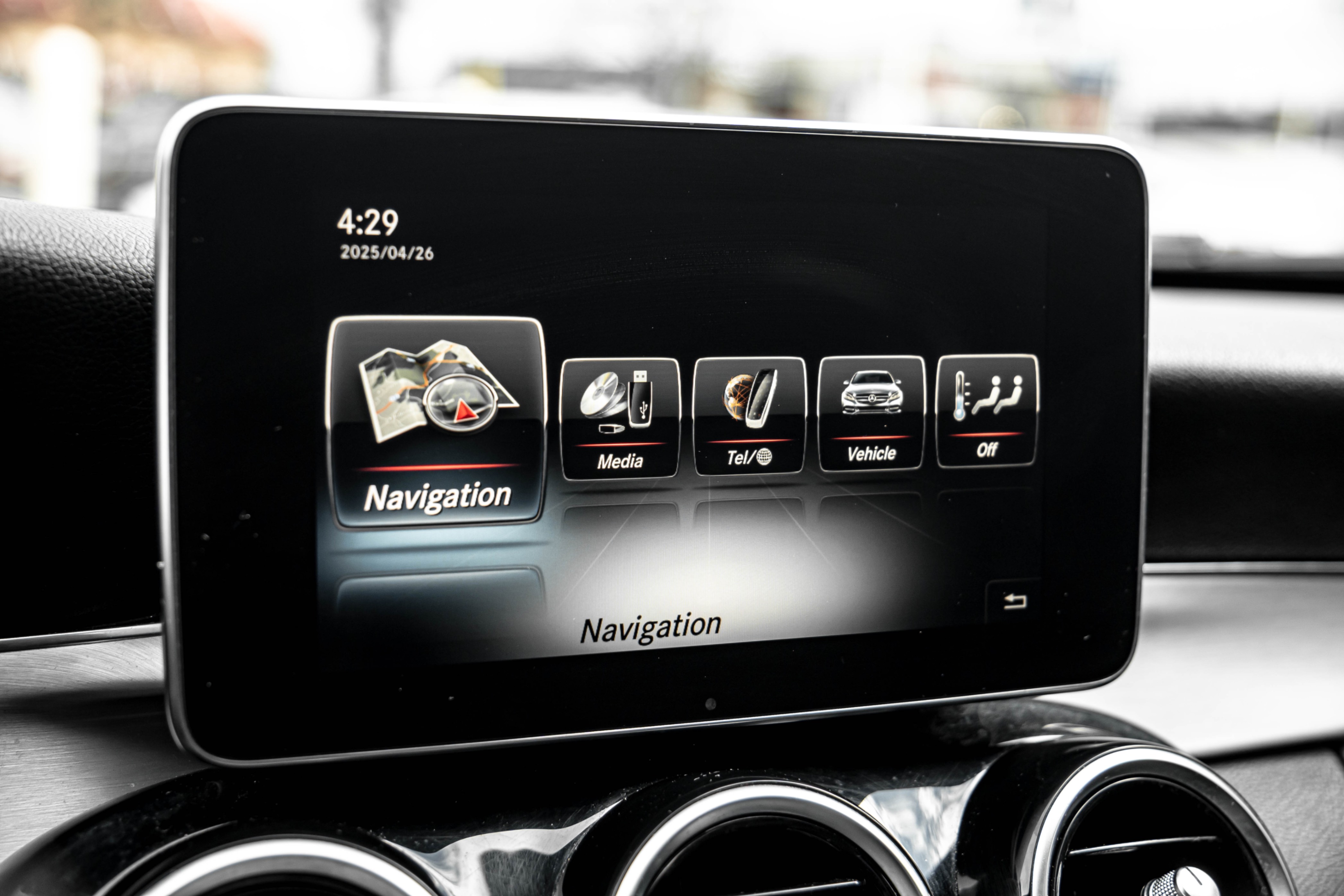 /ontarioqualitymotorsetobicoke/2015-Mercedes-Benz-C-Class-04908997870957266.jpg