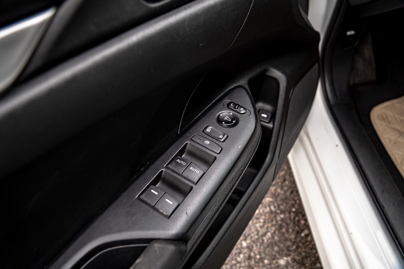 /ontarioqualitymotorsetobicoke/2016-Honda-Civic-3123473215387258.jpg