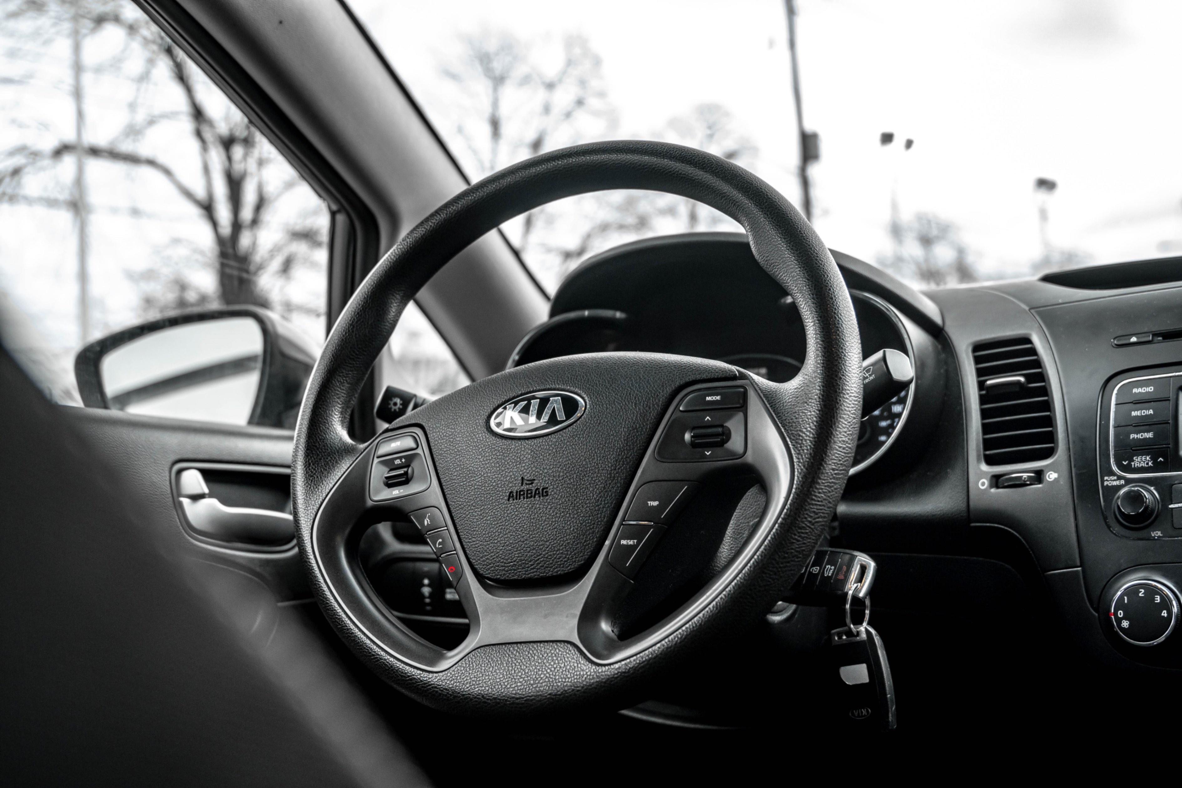 /ontarioqualitymotorsetobicoke/2016-Kia-Forte-1763461251023366.jpg