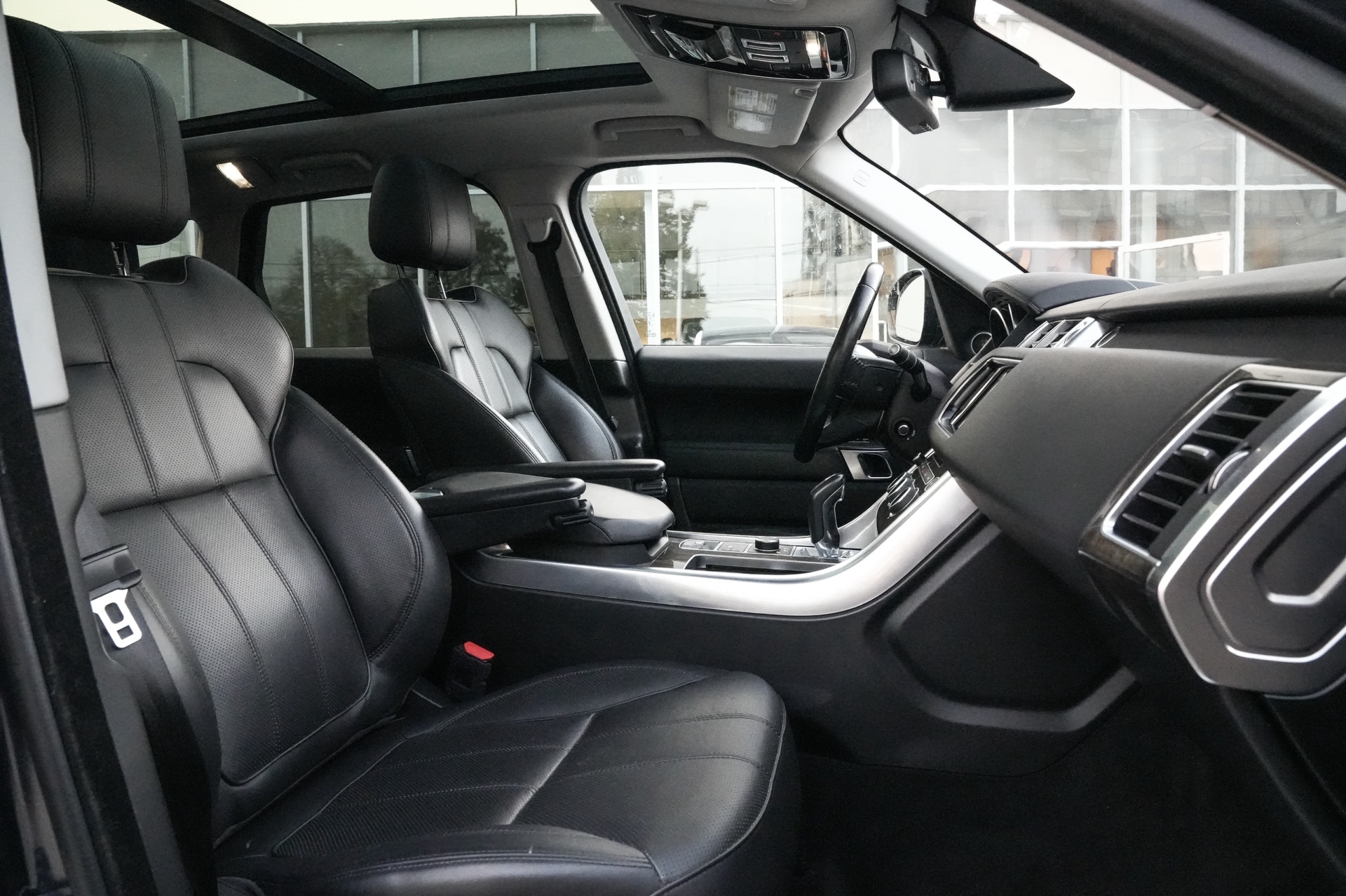 /ontarioqualitymotorsetobicoke/2016-LandRover-RangeRover-3012902137049105.jpg