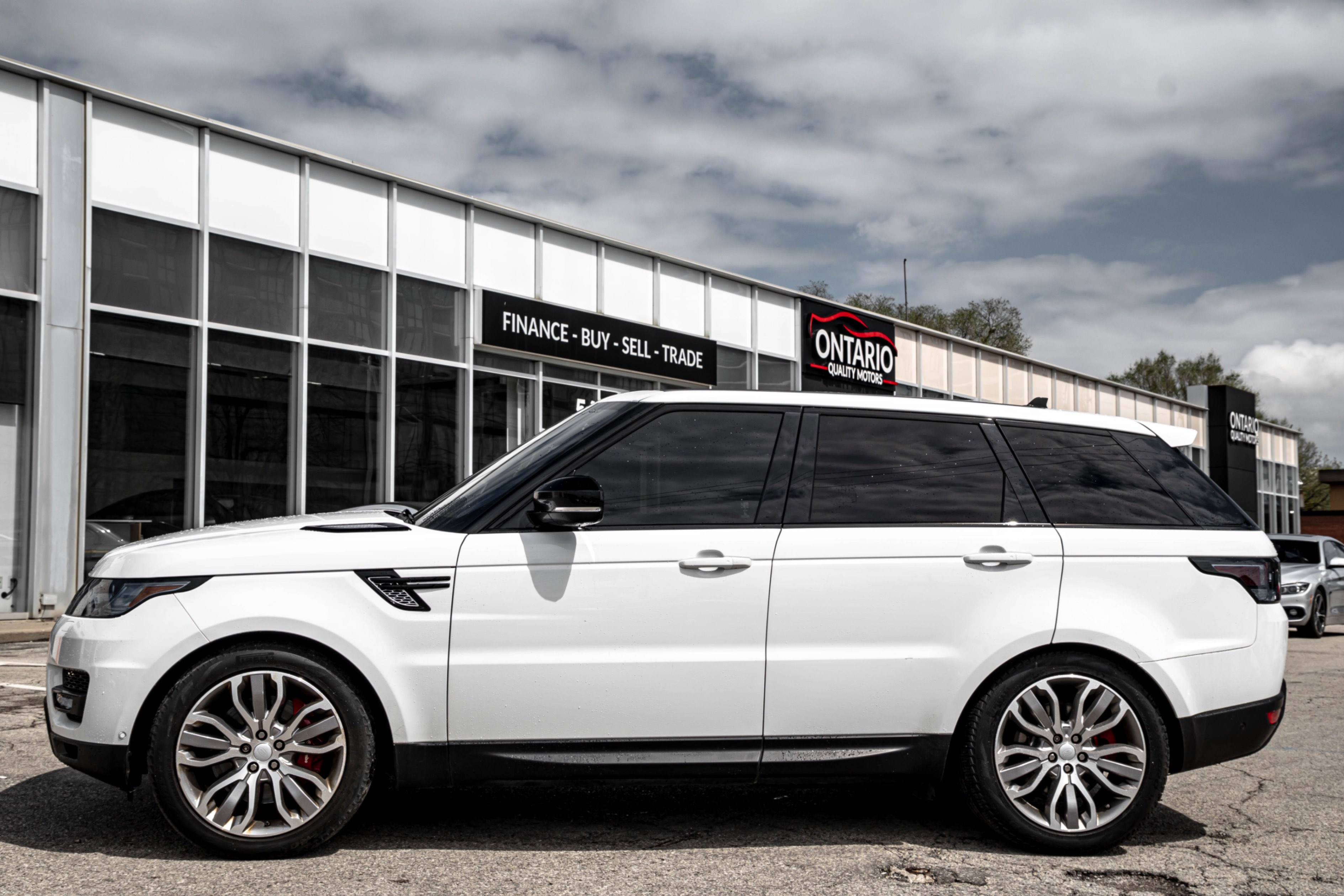 /ontarioqualitymotorsetobicoke/2016-LandRover-RangeRover-6057857021531767.jpg