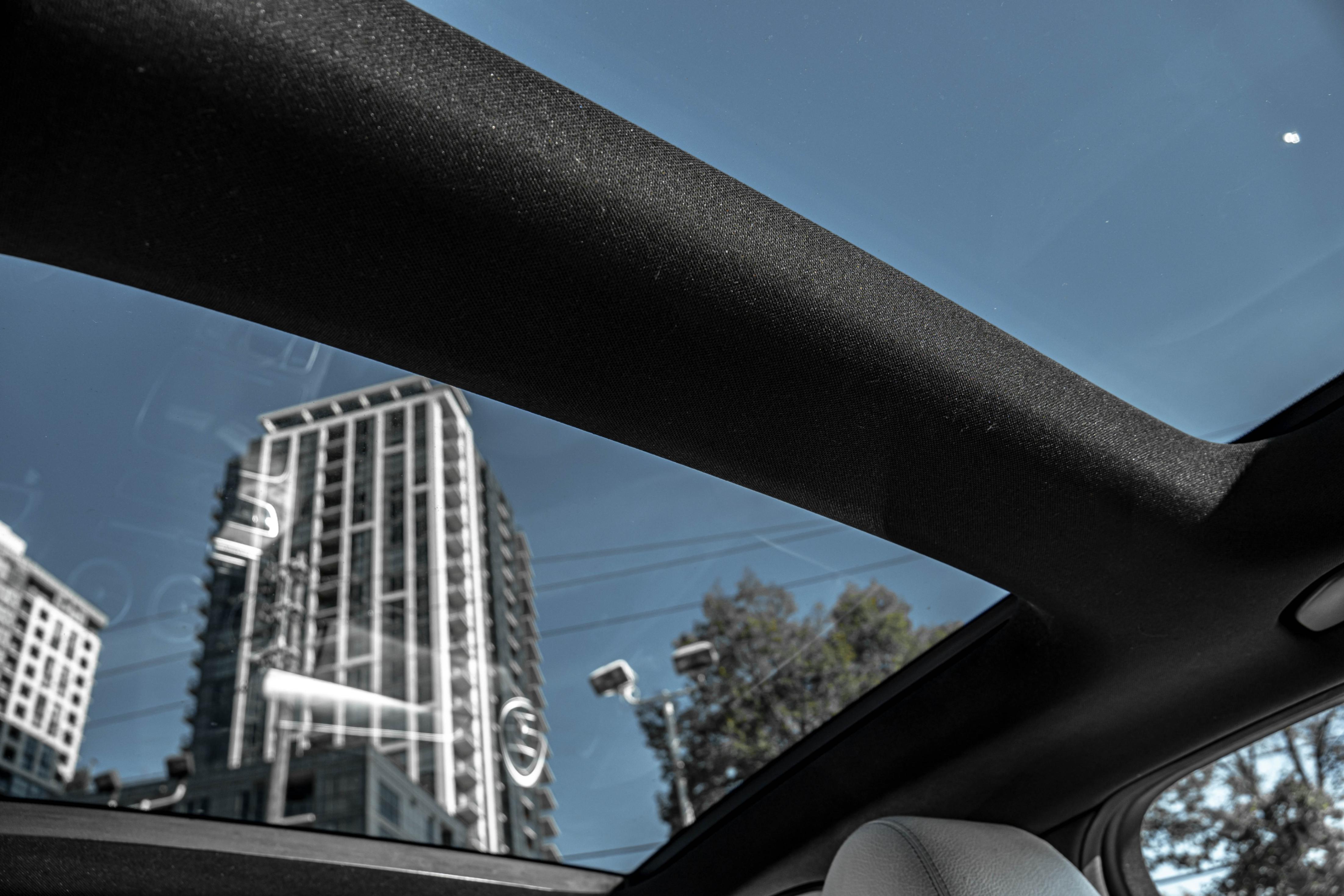 /ontarioqualitymotorsetobicoke/2016-Mercedes-Benz-C-Class-4667807534895607.jpg