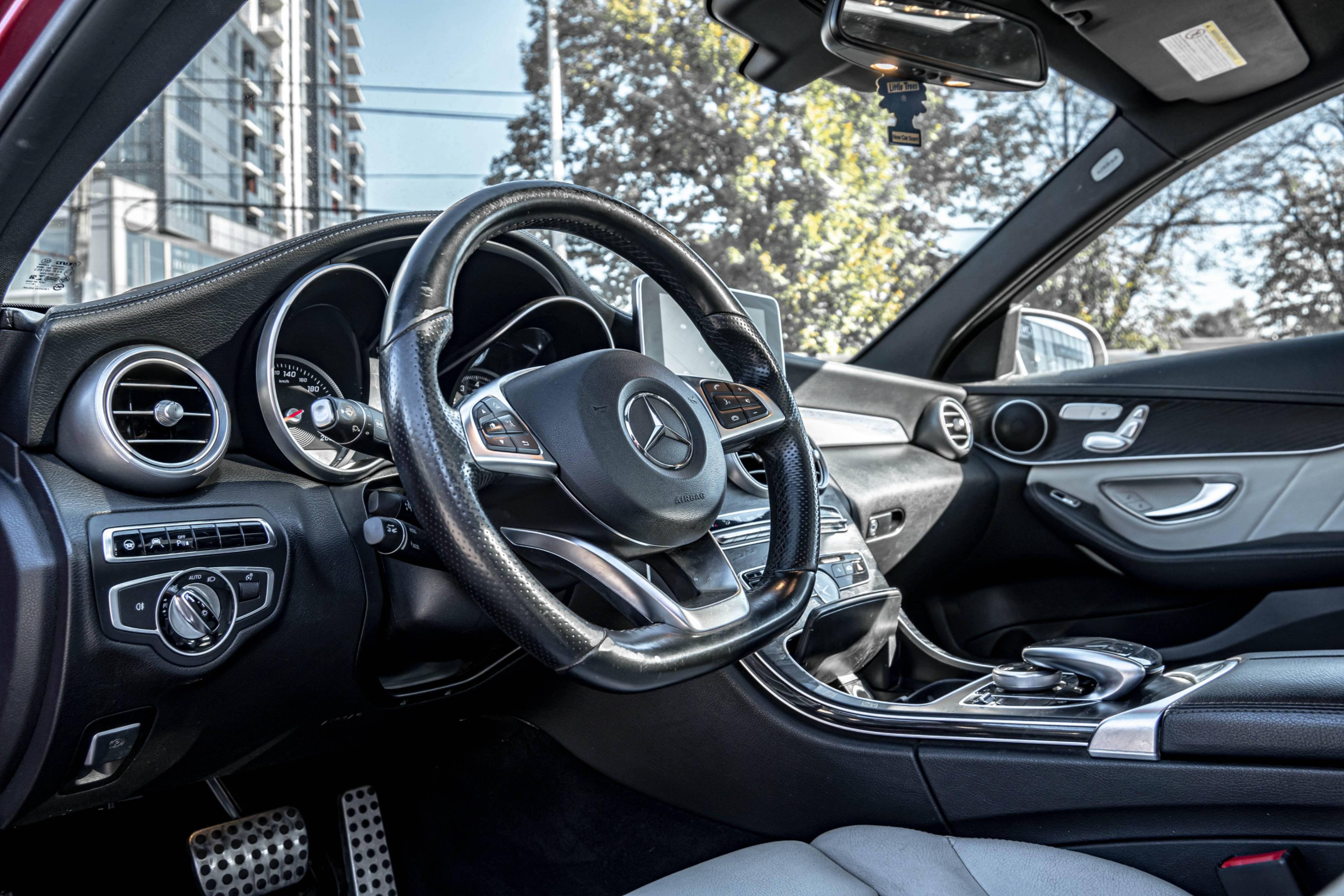 /ontarioqualitymotorsetobicoke/2016-Mercedes-Benz-C-Class-7387473999239902.jpg