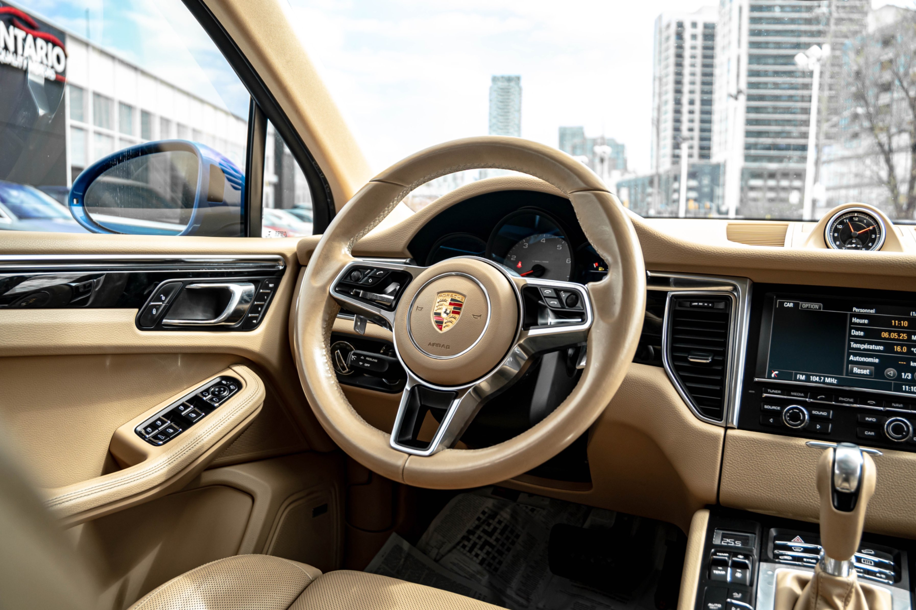 /ontarioqualitymotorsetobicoke/2016-Porsche-Macan-05669125585627599.jpg