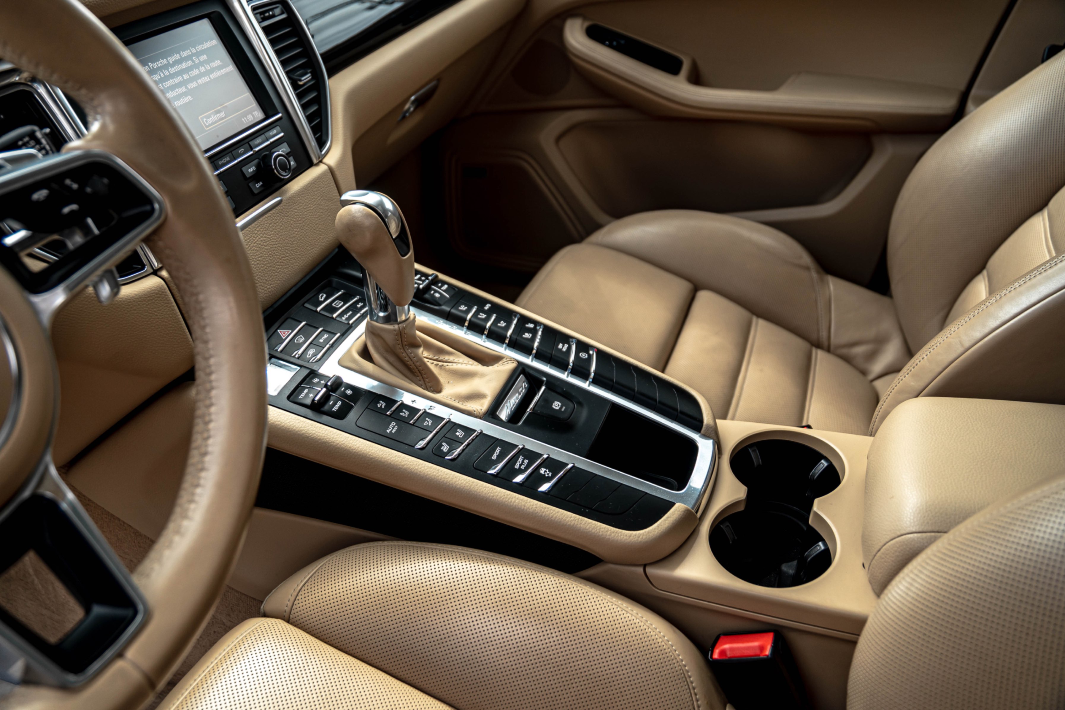 /ontarioqualitymotorsetobicoke/2016-Porsche-Macan-13166823588658771.jpg