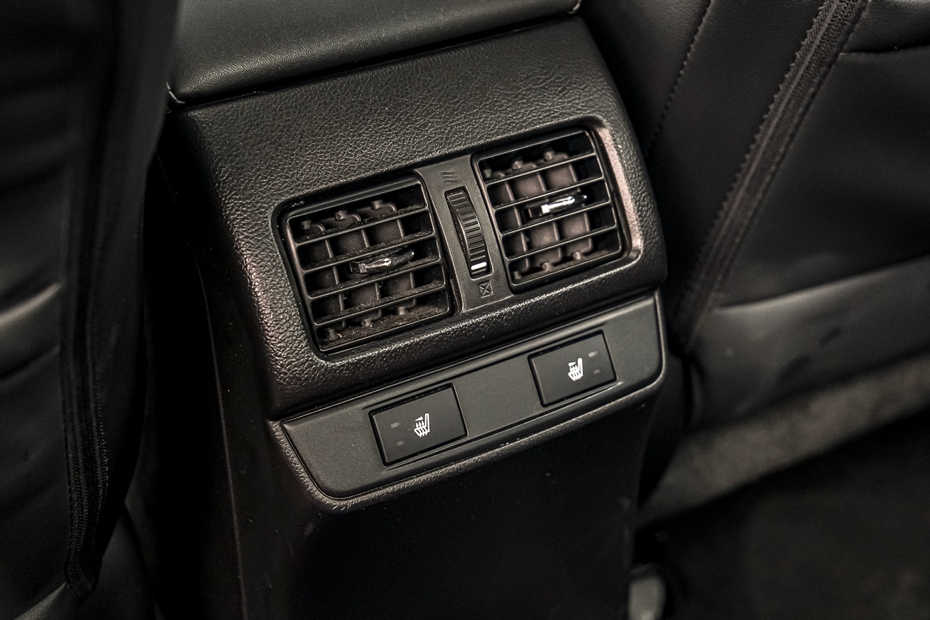 /ontarioqualitymotorsetobicoke/2016-Subaru-Legacy-1560358312221628.jpg