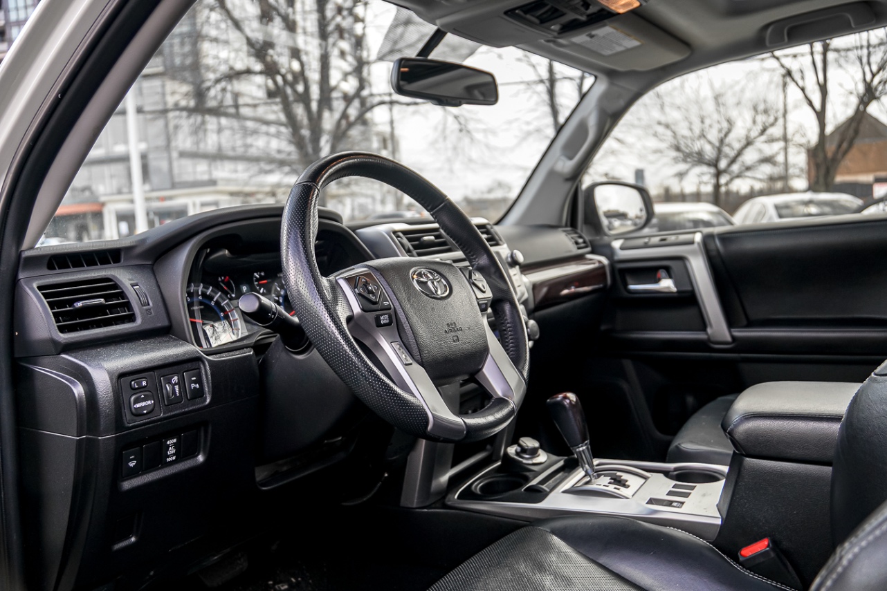 /ontarioqualitymotorsetobicoke/2016-Toyota-4Runner-47627768624266986.jpg