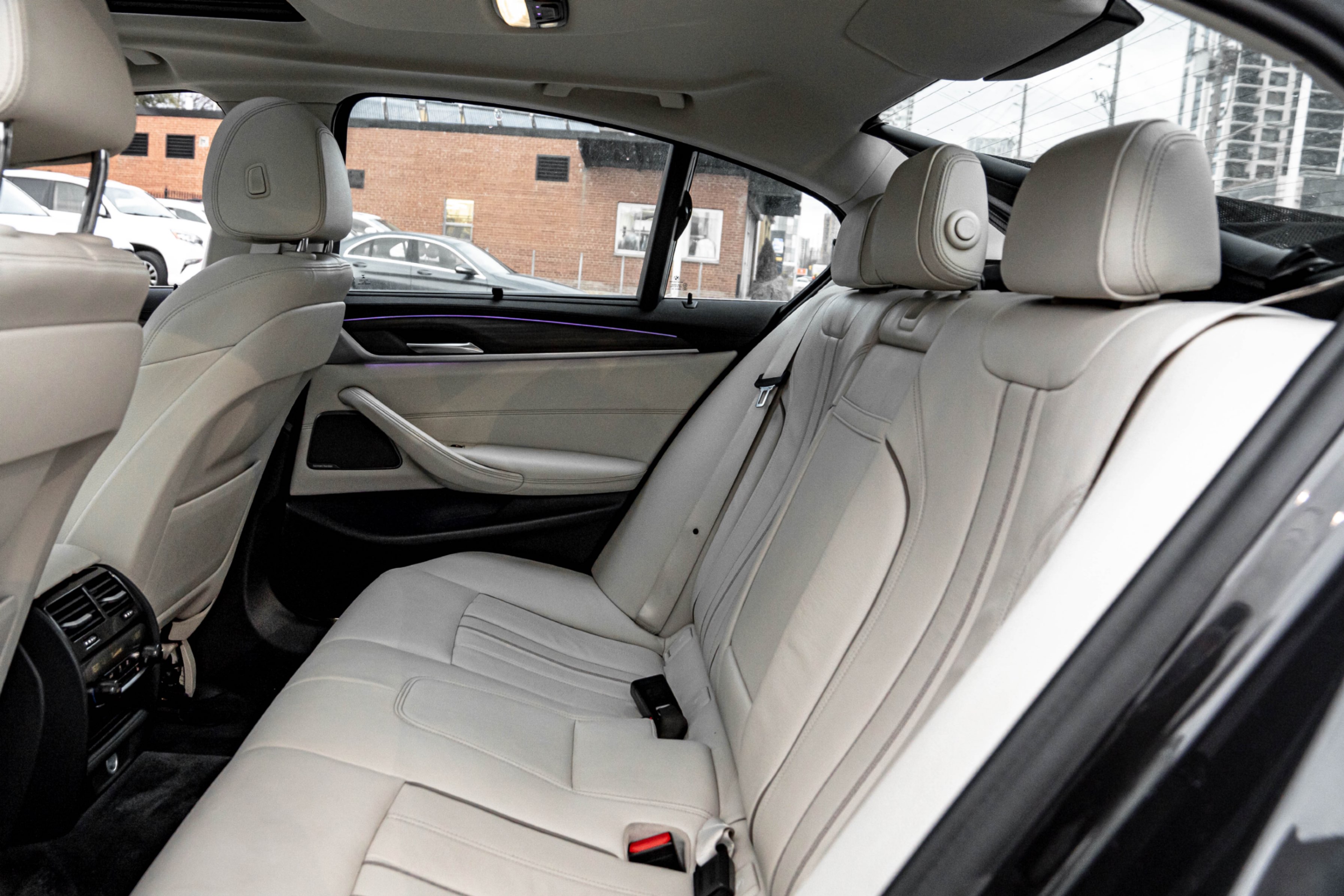 /ontarioqualitymotorsetobicoke/2017-BMW-5Series-08012515168684176.jpg