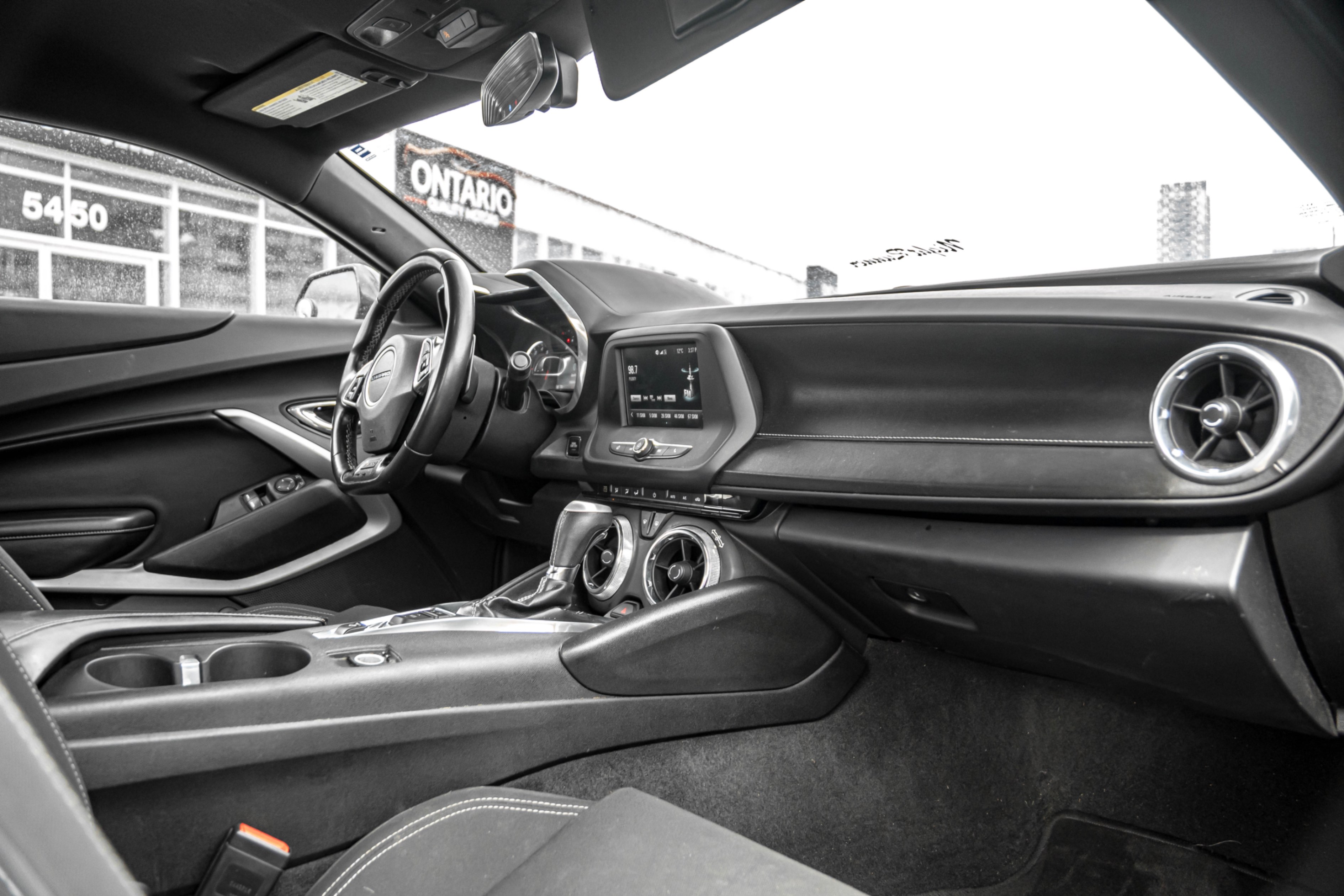 /ontarioqualitymotorsetobicoke/2017-Chevrolet-Camaro-9656869695058874.jpg