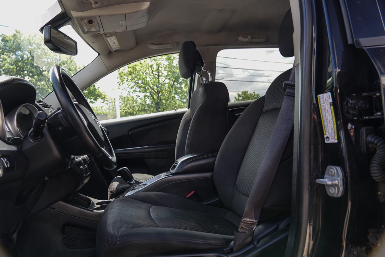 /ontarioqualitymotorsetobicoke/2017-Dodge-Journey-9582204345629457.jpg