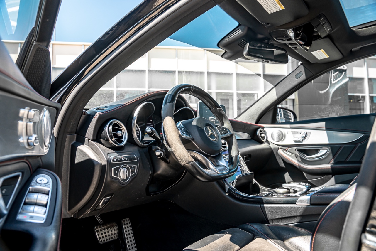 /ontarioqualitymotorsetobicoke/2017-Mercedes-Benz-C-Class-018882614206887416.jpg