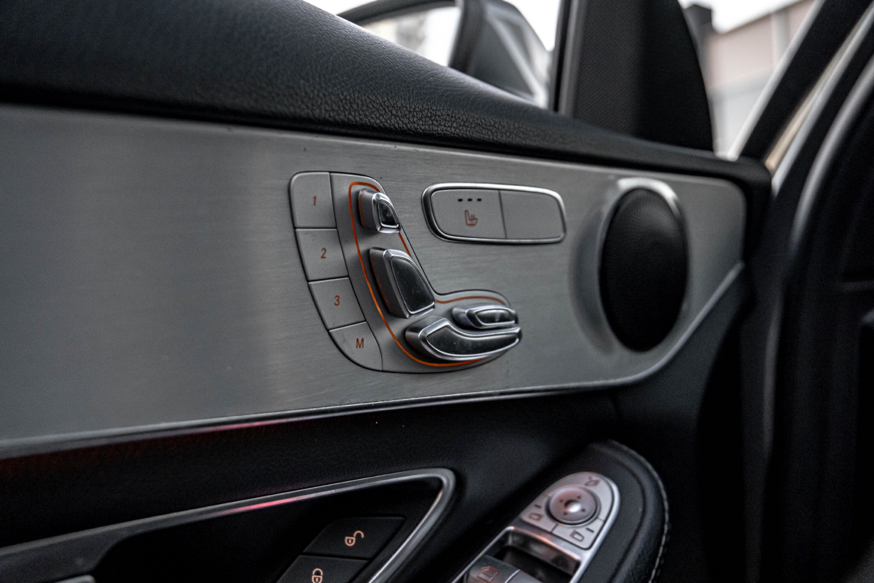 /ontarioqualitymotorsetobicoke/2017-Mercedes-Benz-C-Class-3809534151212728.jpg