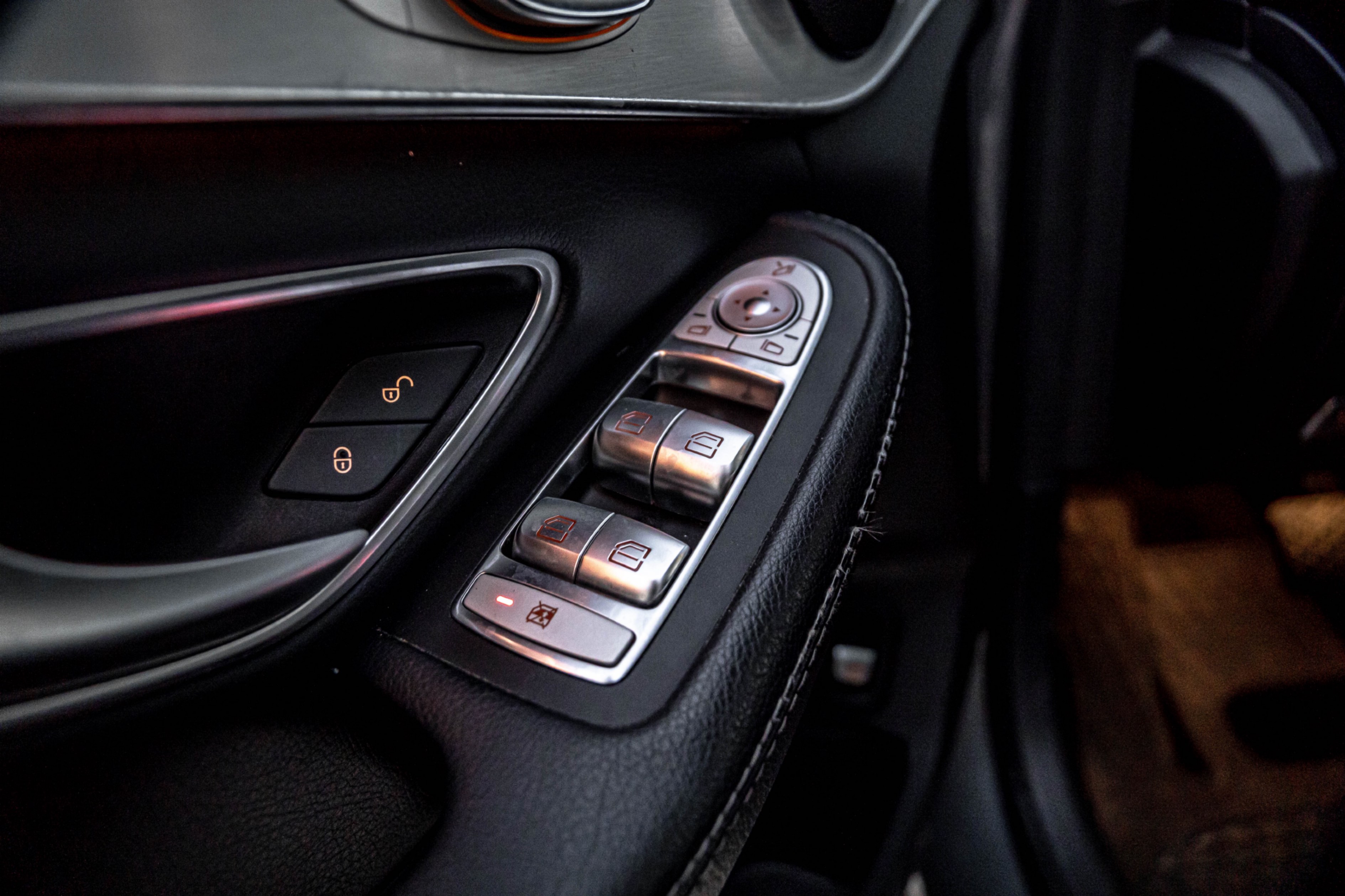 /ontarioqualitymotorsetobicoke/2017-Mercedes-Benz-C-Class-6352954205783865.jpg