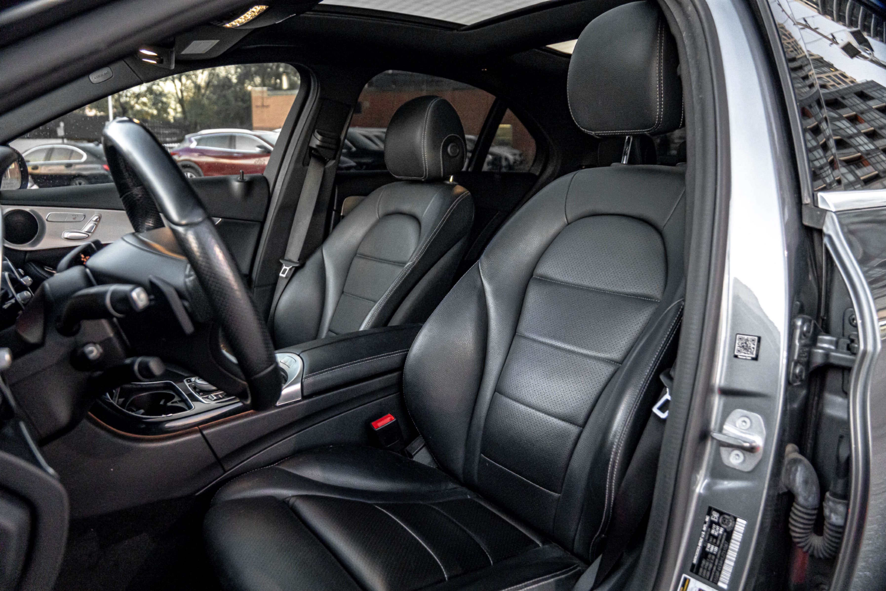 /ontarioqualitymotorsetobicoke/2017-Mercedes-Benz-C-Class-7068684385537491.jpg